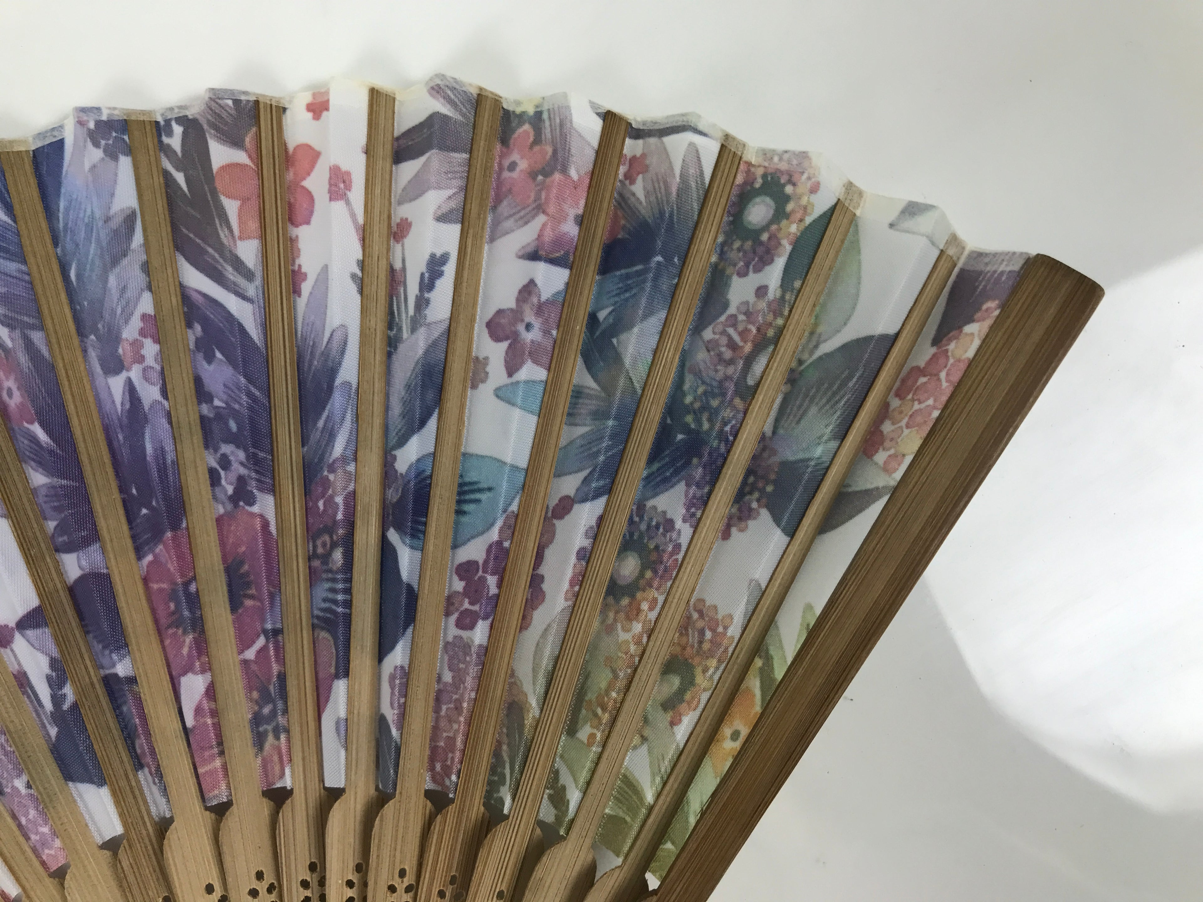 Japanese Fabric Folding Fan Sensu Vtg Bamboo Frame Rainbow Color Flowers 5D57-AD - Fan-chidorivintage.com
