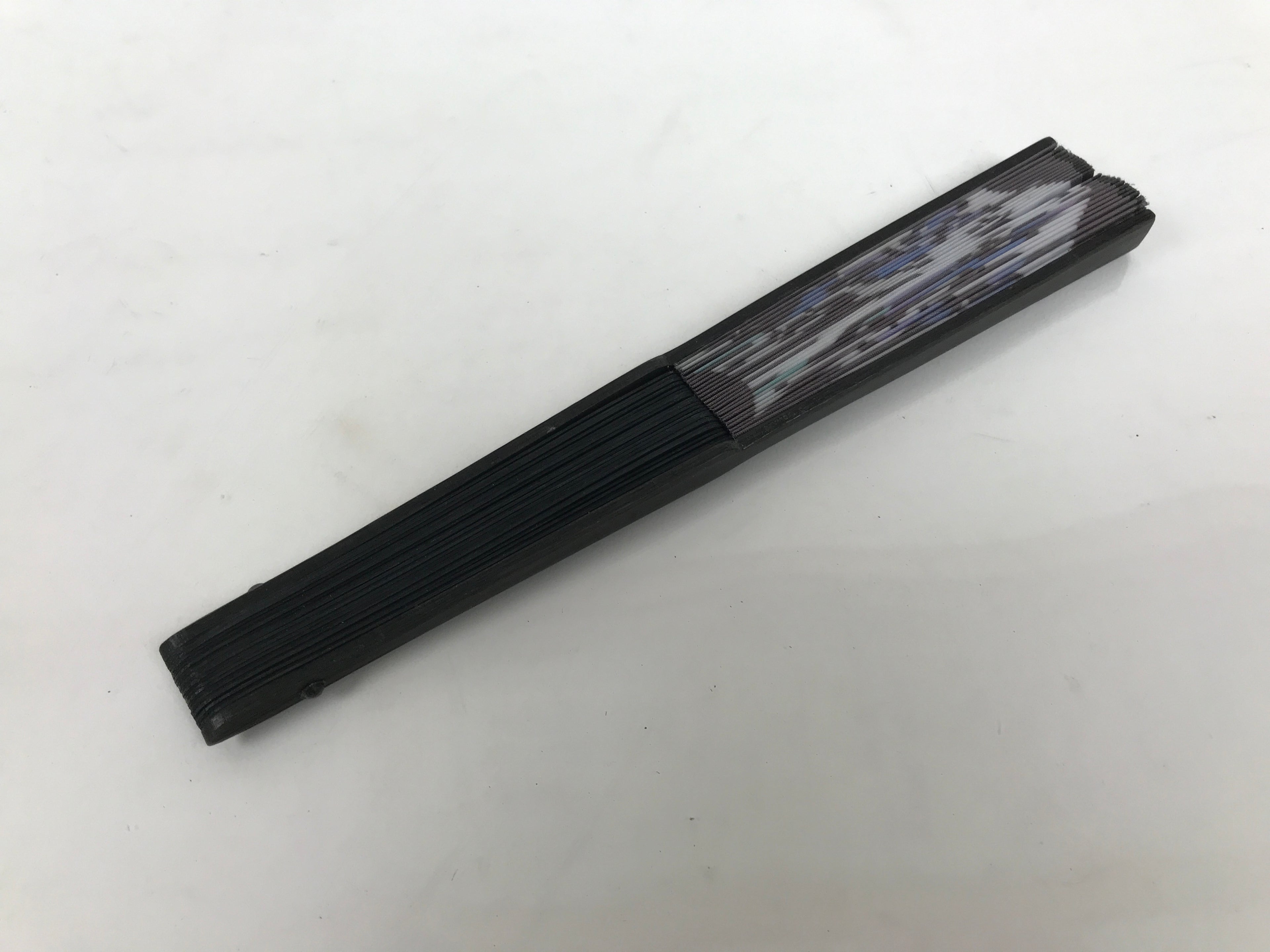 Japanese Fabric Folding Fan Sensu Vtg Black Bamboo Frame Purple Iris Flower 5D59-AD - Fan-chidorivintage.com