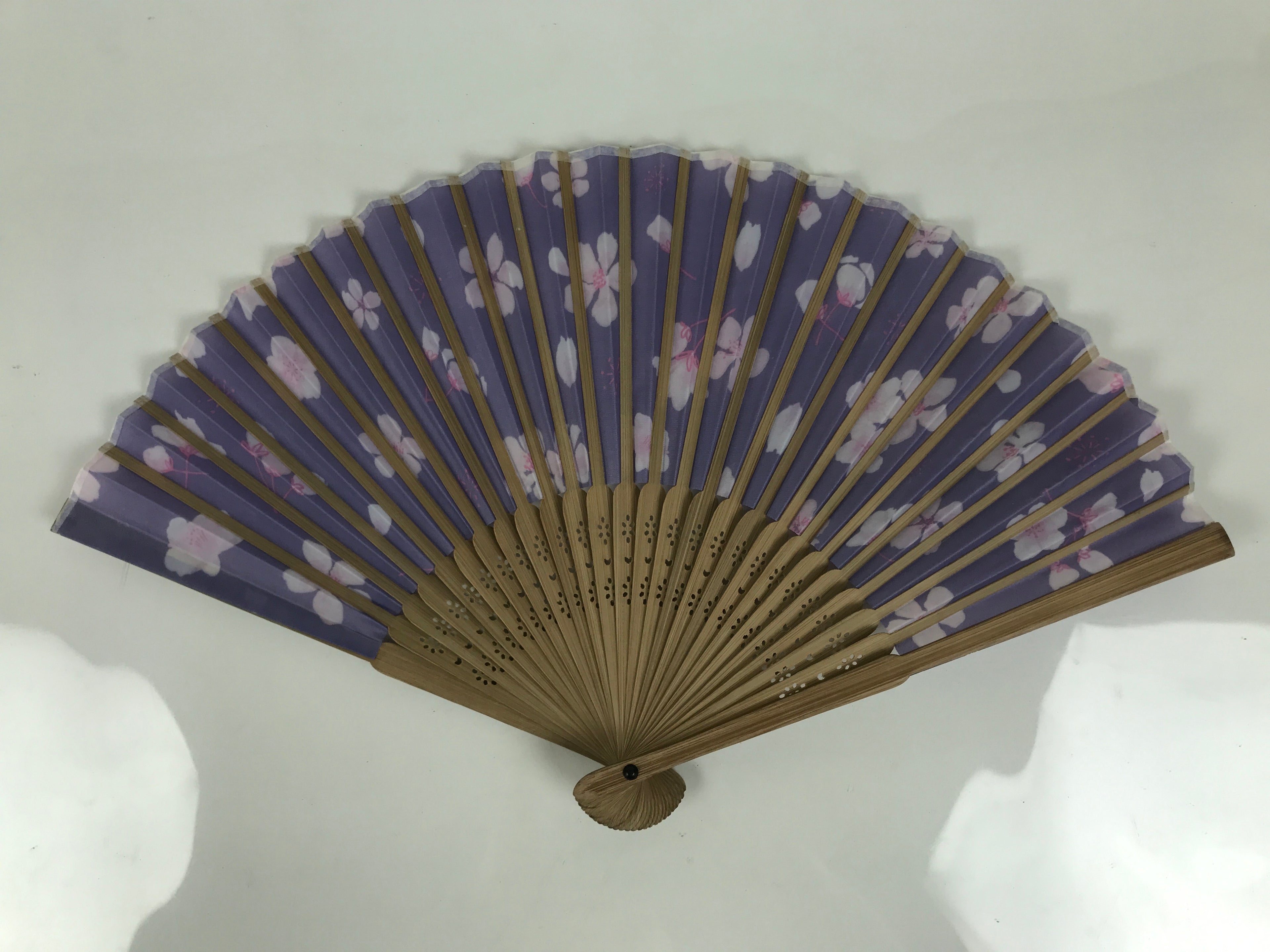 Japanese Fabric Folding Fan Sensu Vtg Bamboo Frame Cherry Blossoms Purple 5D61-AD - Fan-chidorivintage.com