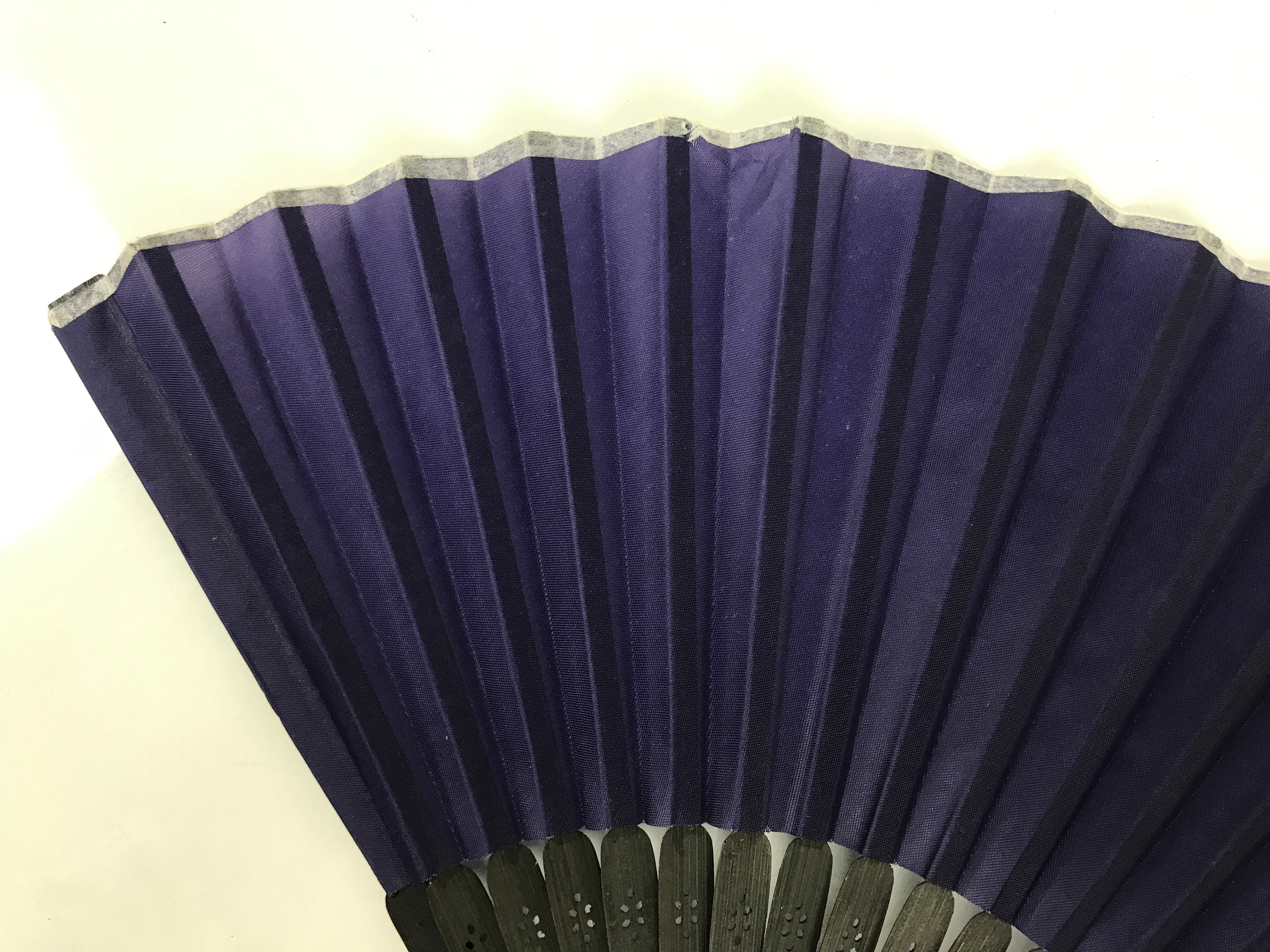 Japanese Fabric Folding Fan Sensu Vtg Bamboo Frame Purple Blue Gradient 5D62-AD - Fan-chidorivintage.com