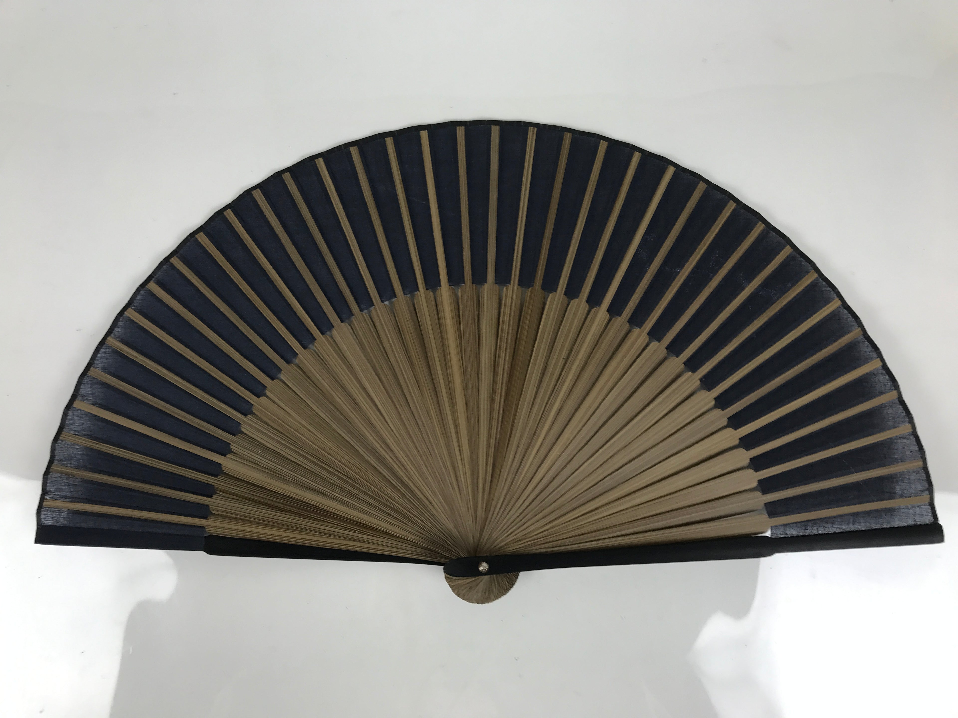 Japanese Fabric Folding Fan Sensu Vtg Bamboo Frame Blue Horse Shippo Design 5D67-AD - Fan-chidorivintage.com