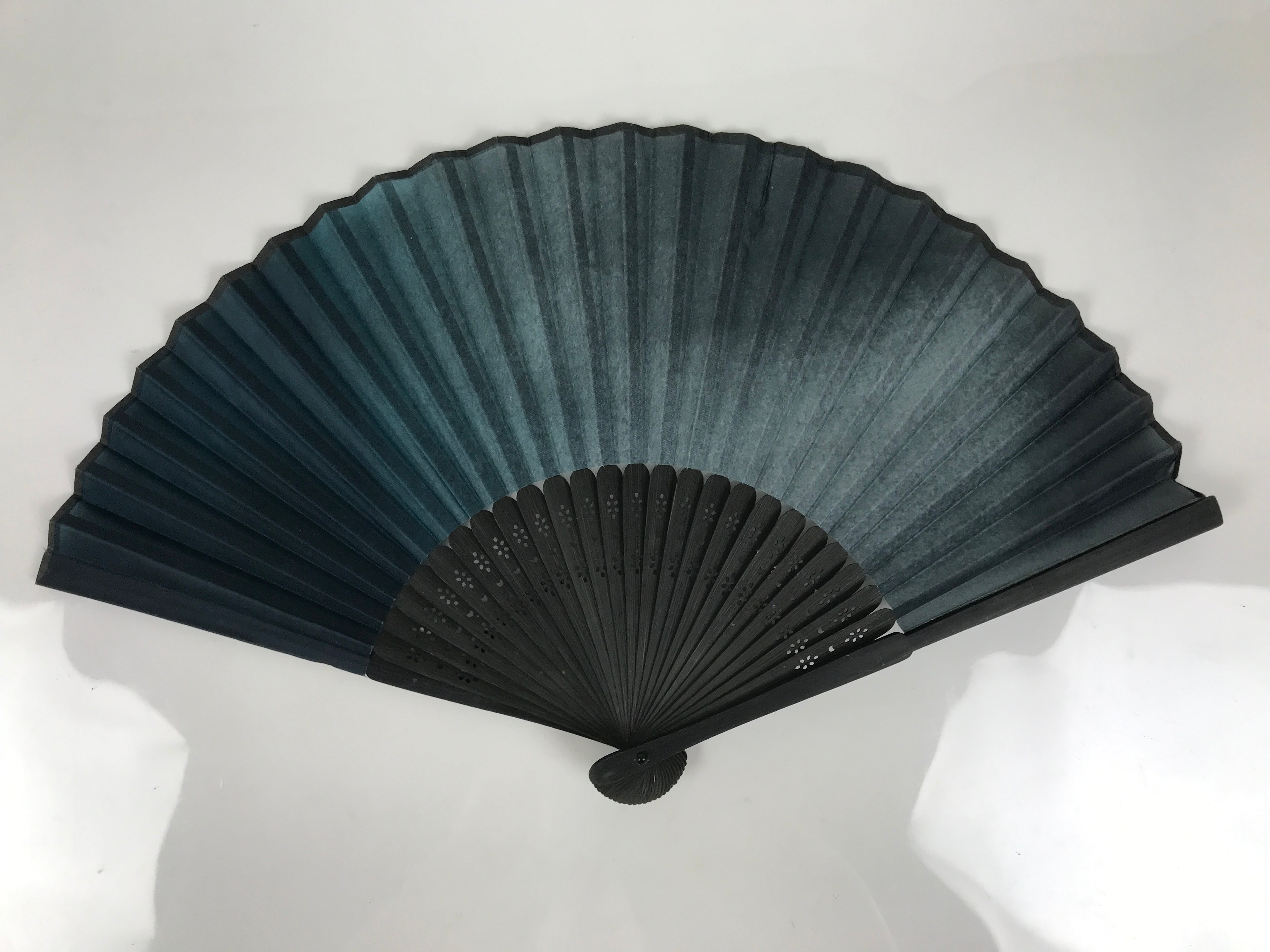 Japanese Fabric Folding Fan Sensu Vtg Bamboo Frame Dark Green Gradient 5D71-AD - Fan-chidorivintage.com