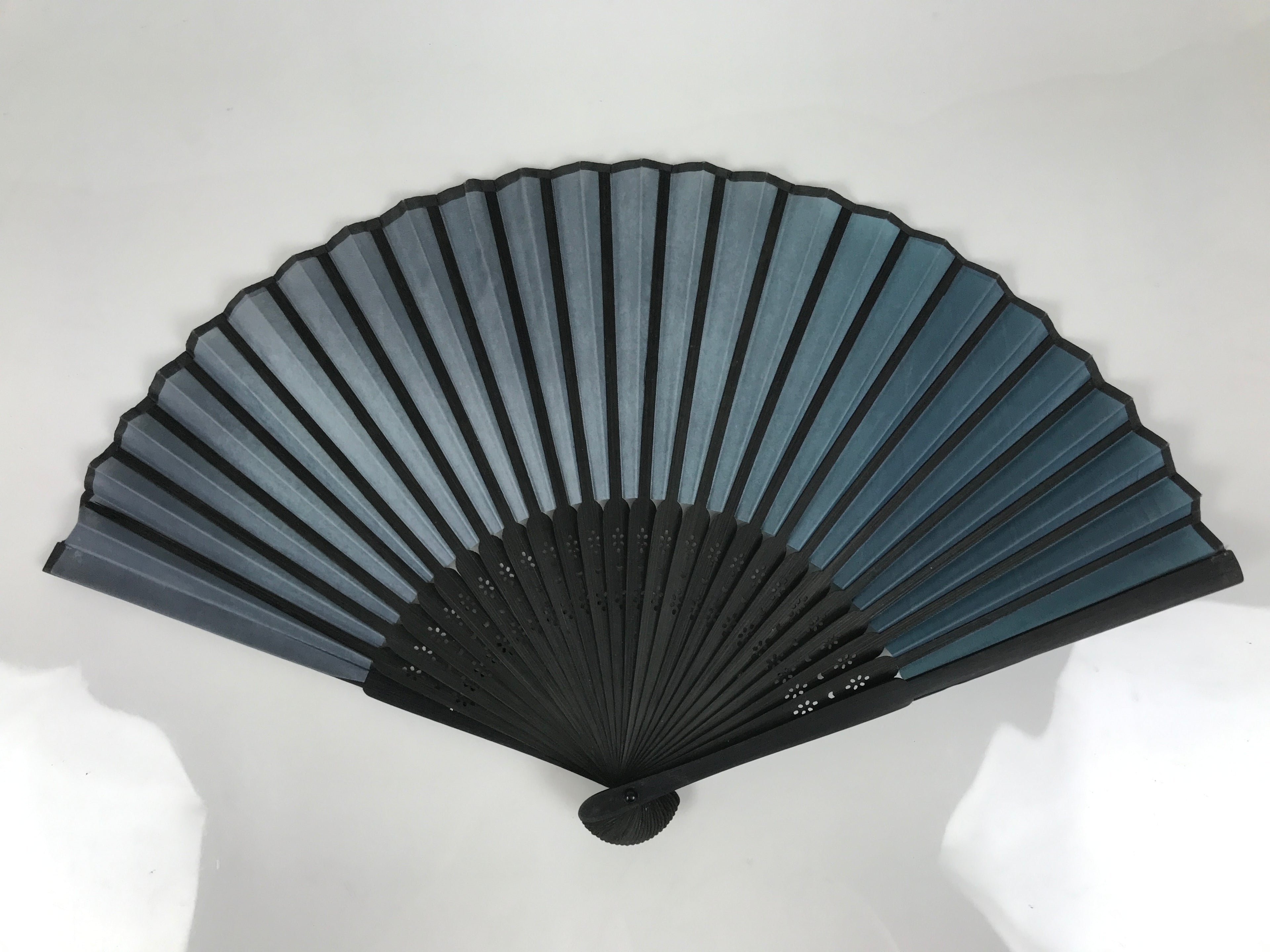 Japanese Fabric Folding Fan Sensu Vtg Bamboo Frame Dark Green Gradient 5D71-AD - Fan-chidorivintage.com