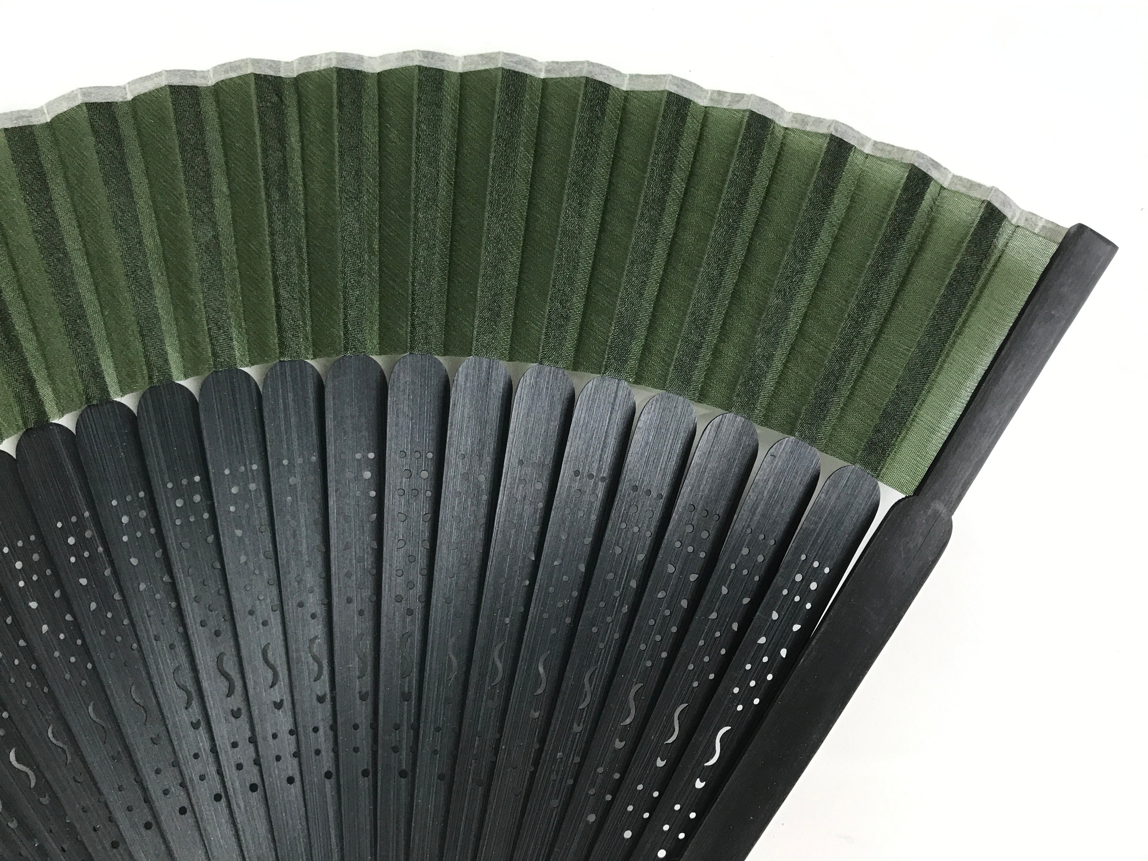 Japanese Fabric Folding Fan Sensu Vtg Bamboo Cutout Frame Solid Dark Green 5D72-AD - Fan-chidorivintage.com