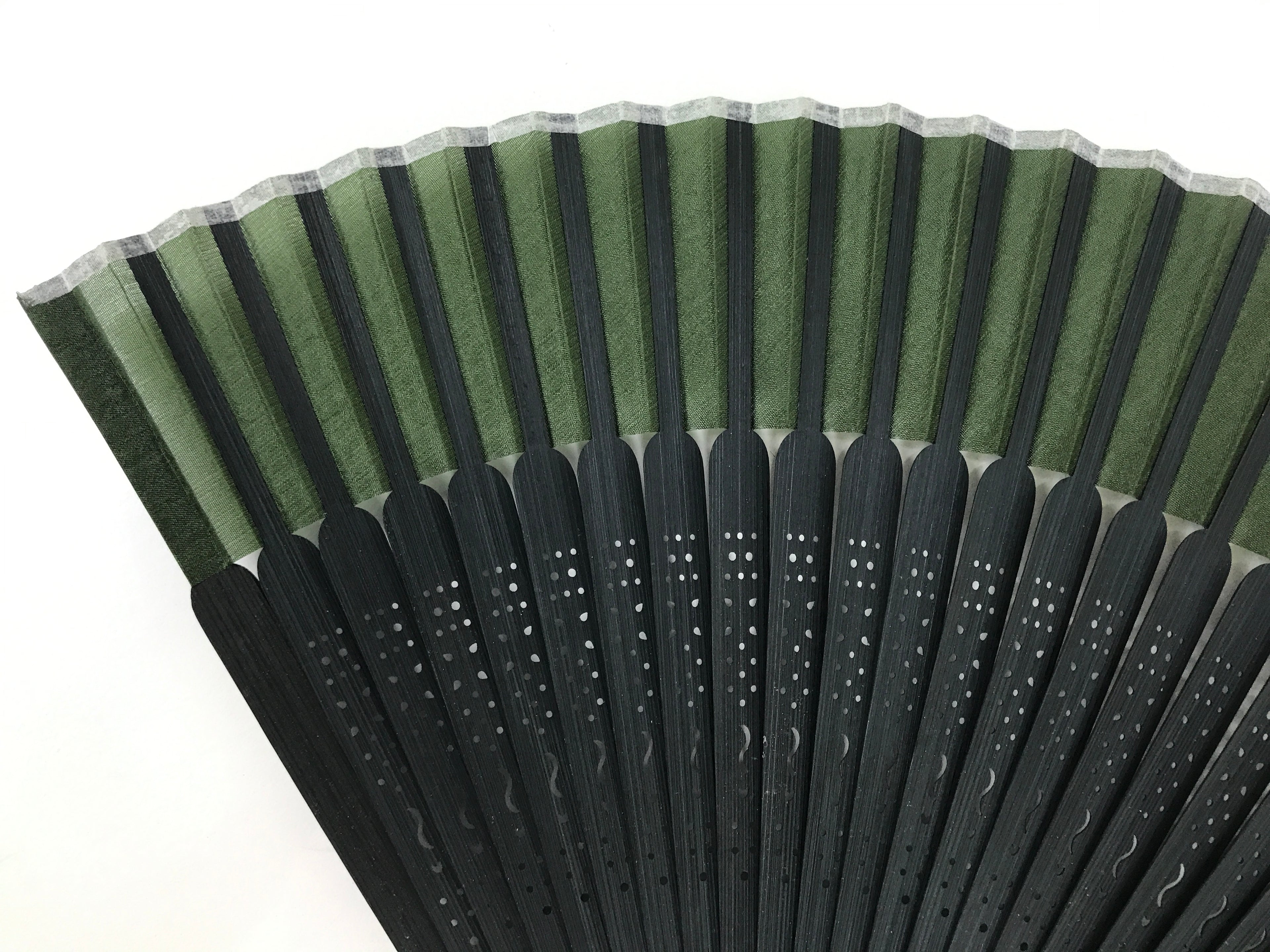 Japanese Fabric Folding Fan Sensu Vtg Bamboo Cutout Frame Solid Dark Green 5D72-AD - Fan-chidorivintage.com