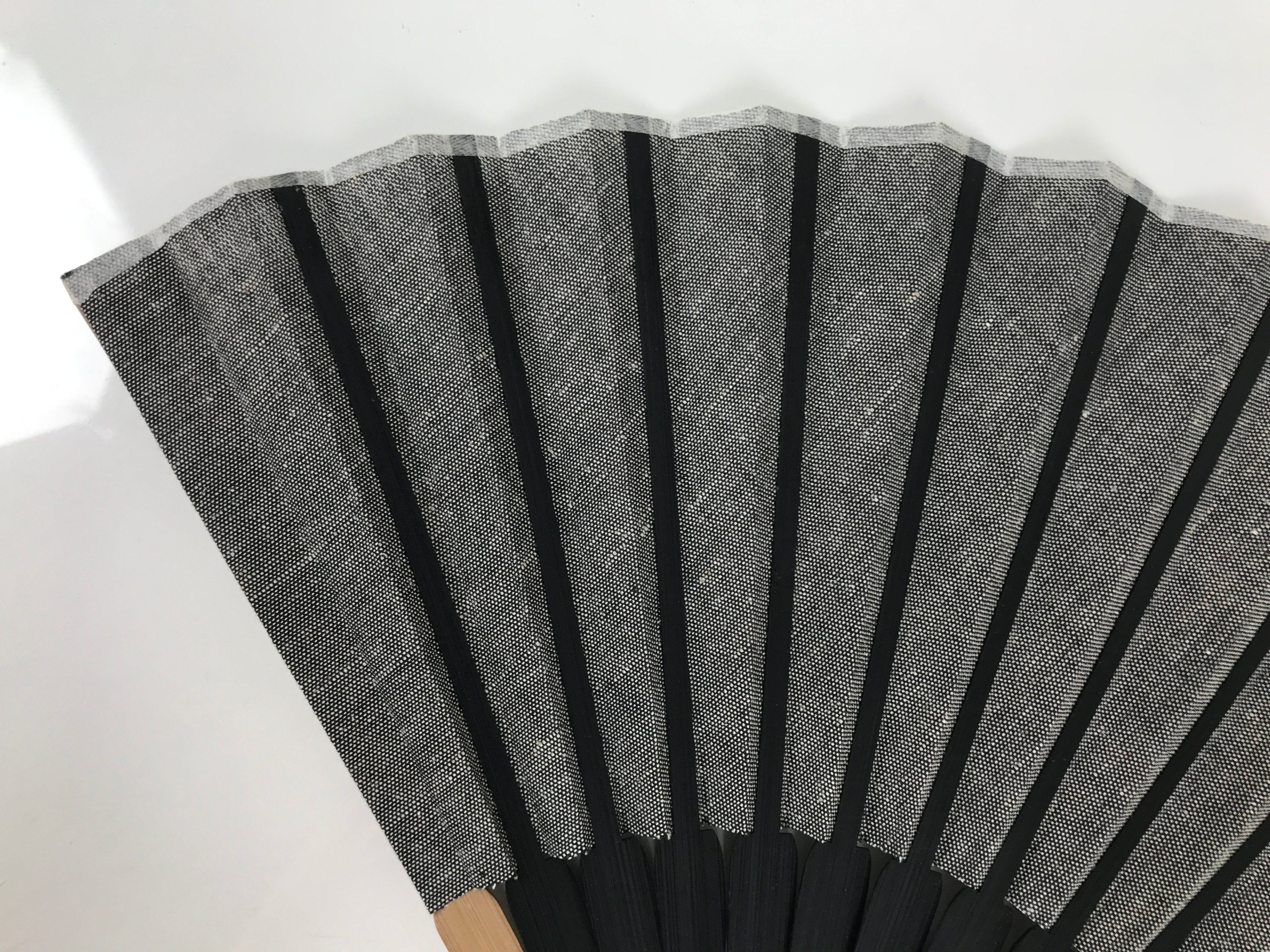 Japanese Fabric Folding Fan Sensu Vtg Bamboo Frame Simple Black White 5D76-AD - Fan-chidorivintage.com
