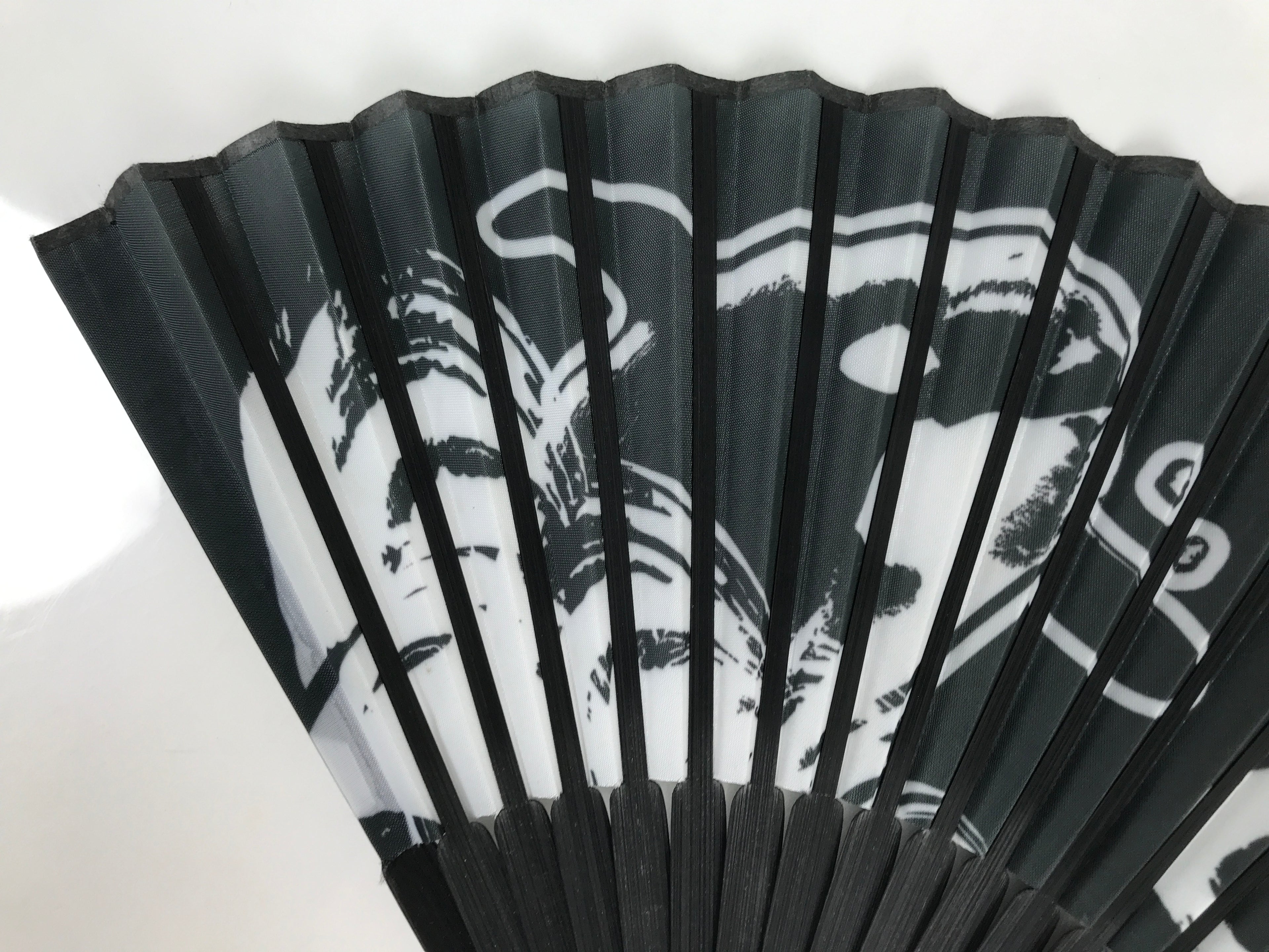 Japanese Fabric Folding Fan Vtg Sensu Black Bamboo Frame Orca Whale Nagoya 5D80-AD - Fan-chidorivintage.com