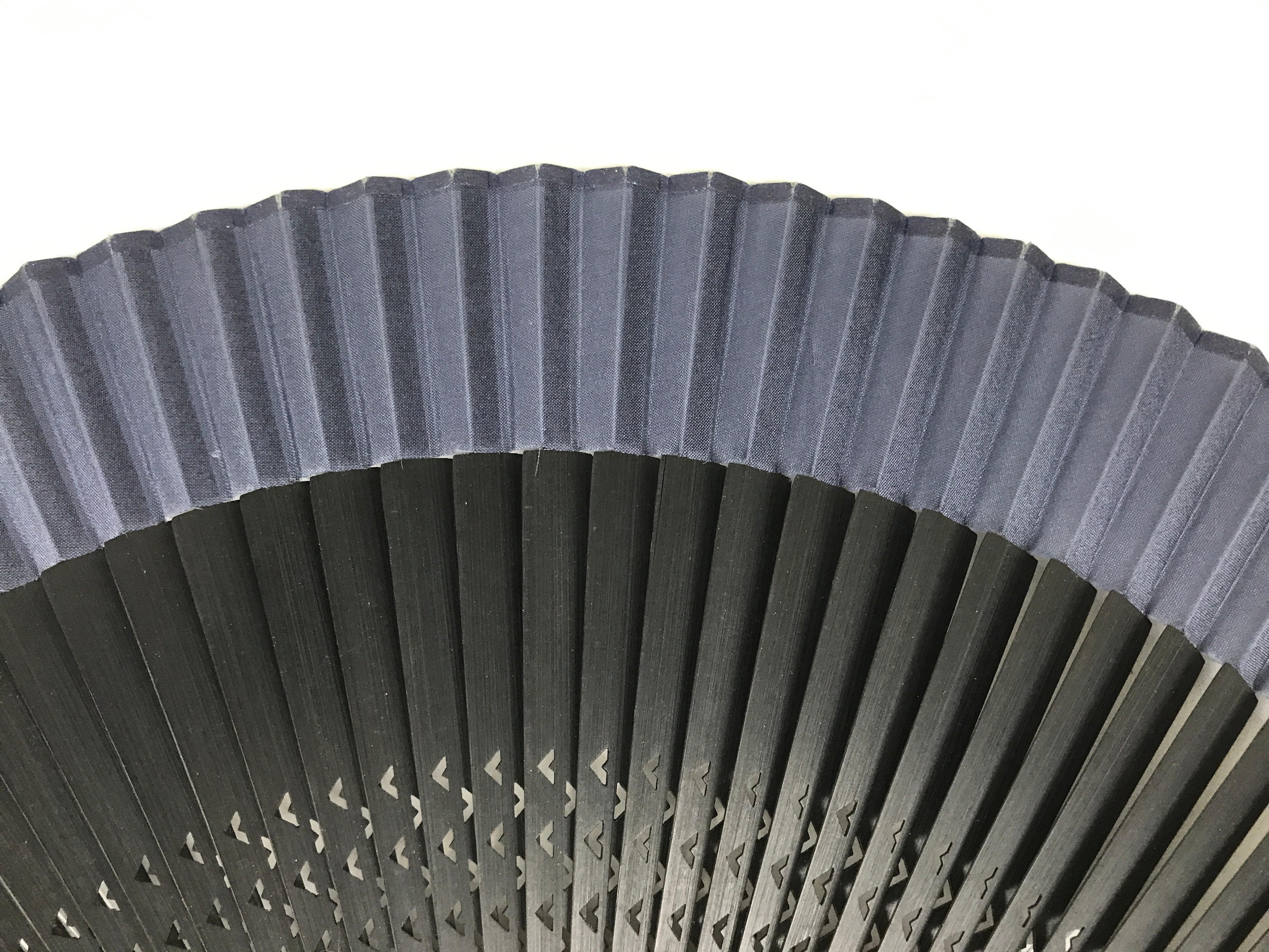 Japanese Fabric Folding Fan Vtg Sensu Lacquered Black Bamboo Frame Blue 5D83-AD - Fan-chidorivintage.com