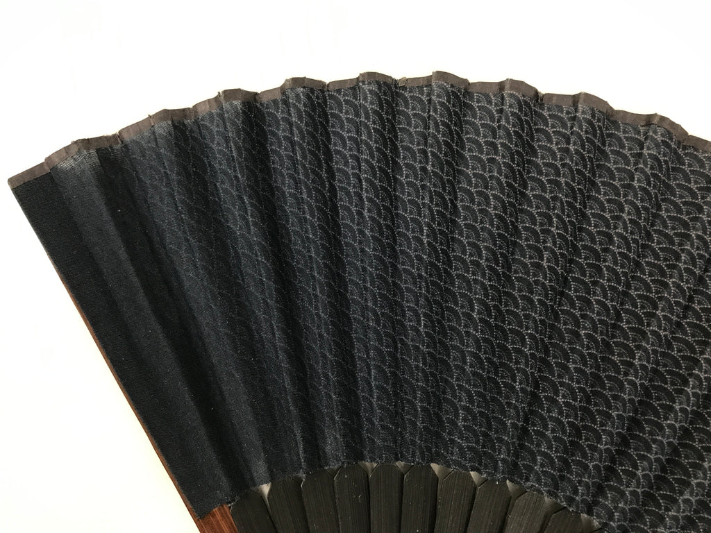 Japanese Fabric Folding Fan Vtg Sensu Bamboo Frame Blue Seigaiha Pattern 5D86-AD - Fan-chidorivintage.com