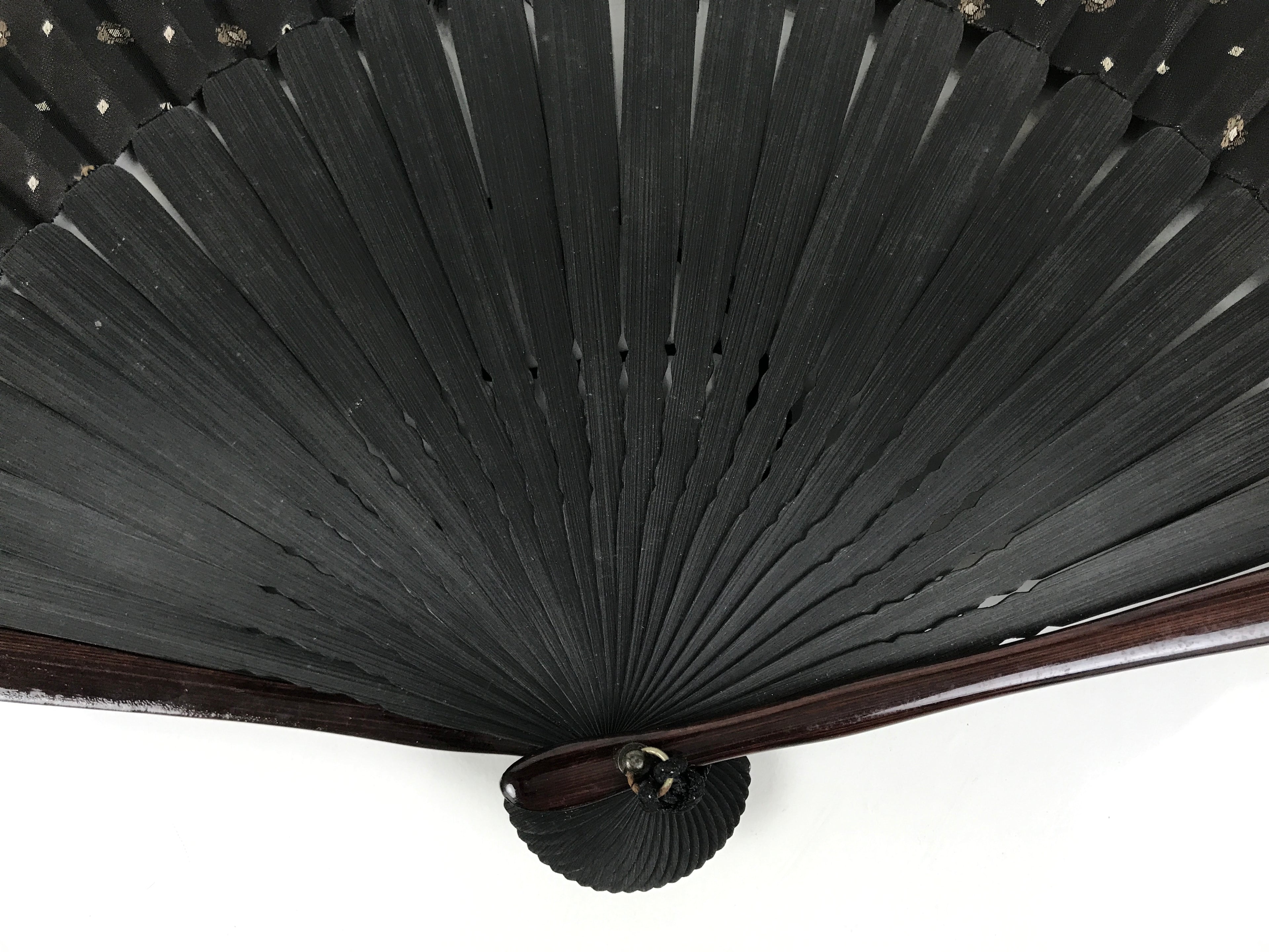 Japanese Fabric Folding Fan Vtg Sensu Bamboo Frame Black Gold Floral Design 5D87-AD - Fan-chidorivintage.com