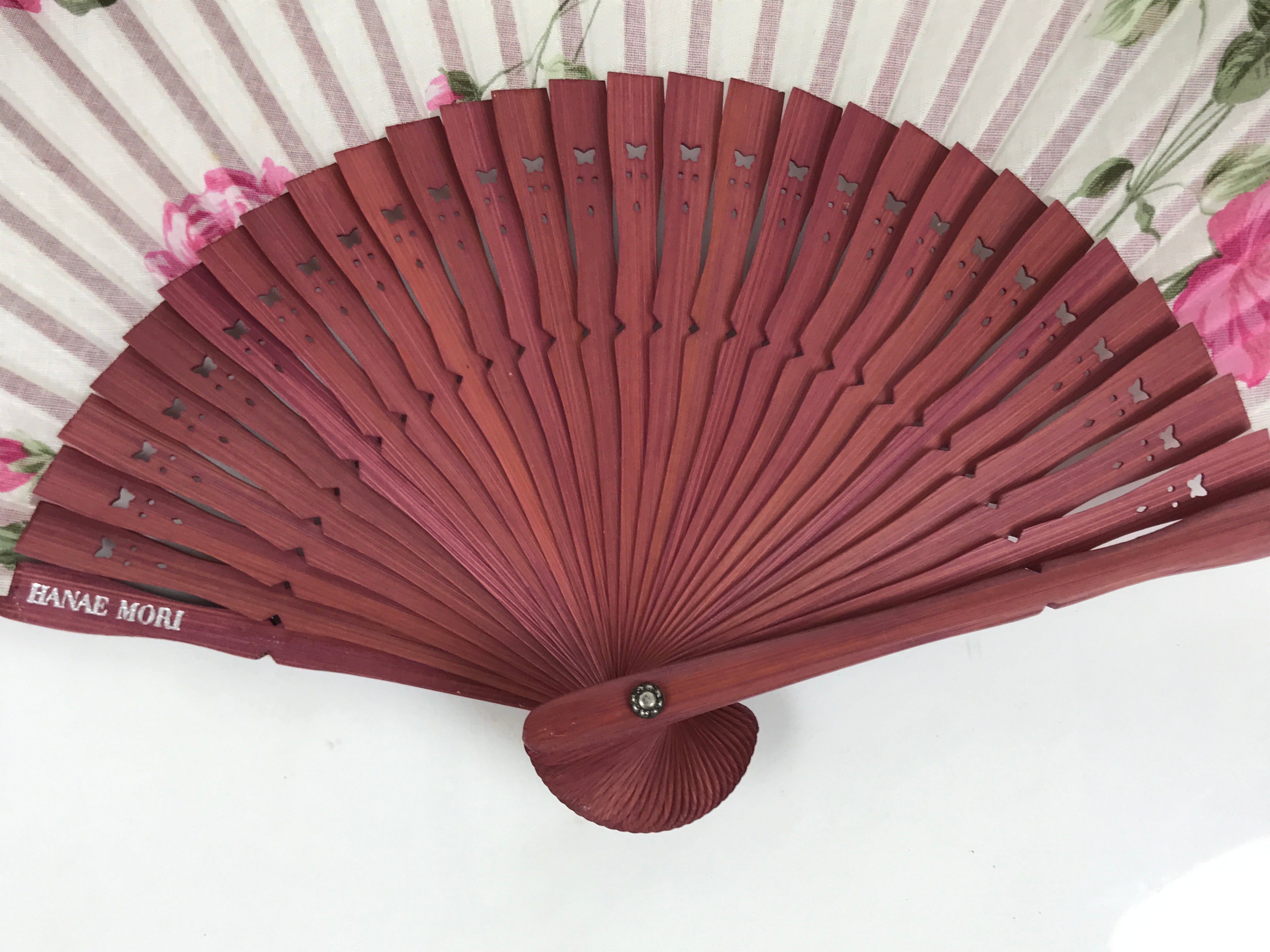 Japanese Fabric Folding Fan Vtg Sensu Bamboo Frame Hanae Mori Pink Rose 5D89-AD - Fan-chidorivintage.com