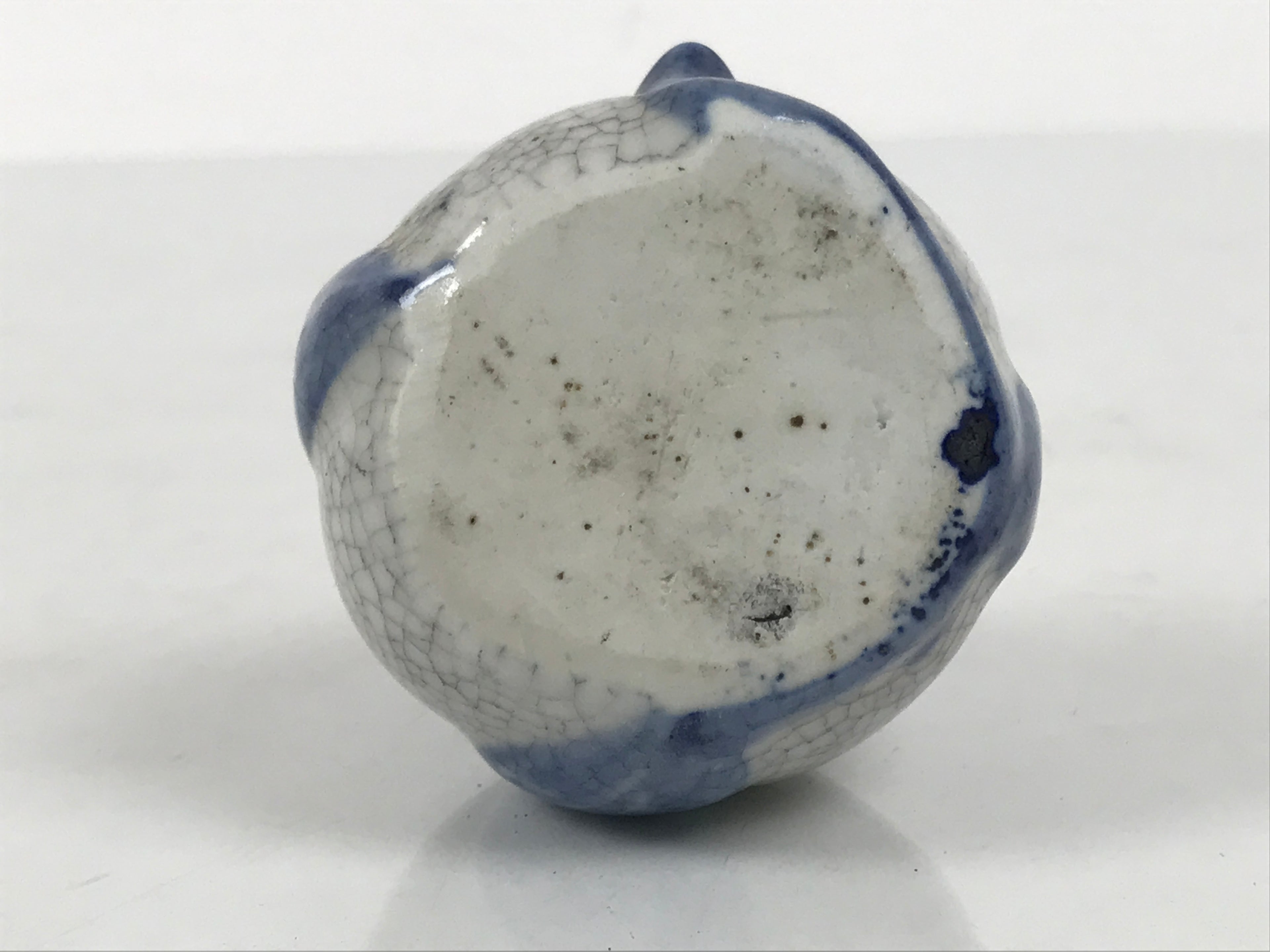 Japanese Calligraphy Water Dropper Suiteki Vtg Ceramic Round Blue White C46-AD - Calligraphy Tool-chidorivintage.com