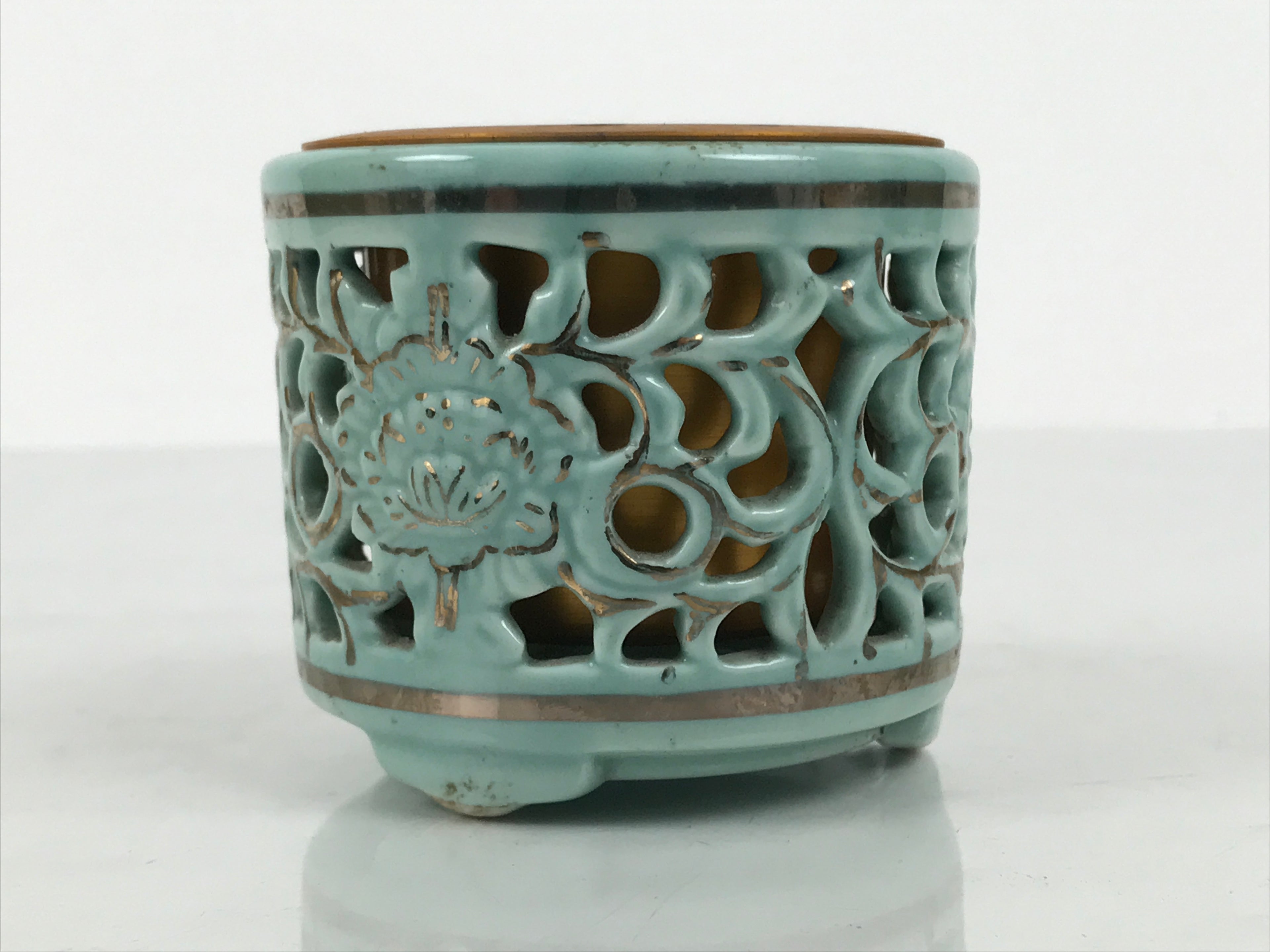 Japanese Buddhist Altar Porcelain Incense Burner Koro Vtg Celadon Blue BA932-OT - Buddhist-chidorivintage.com