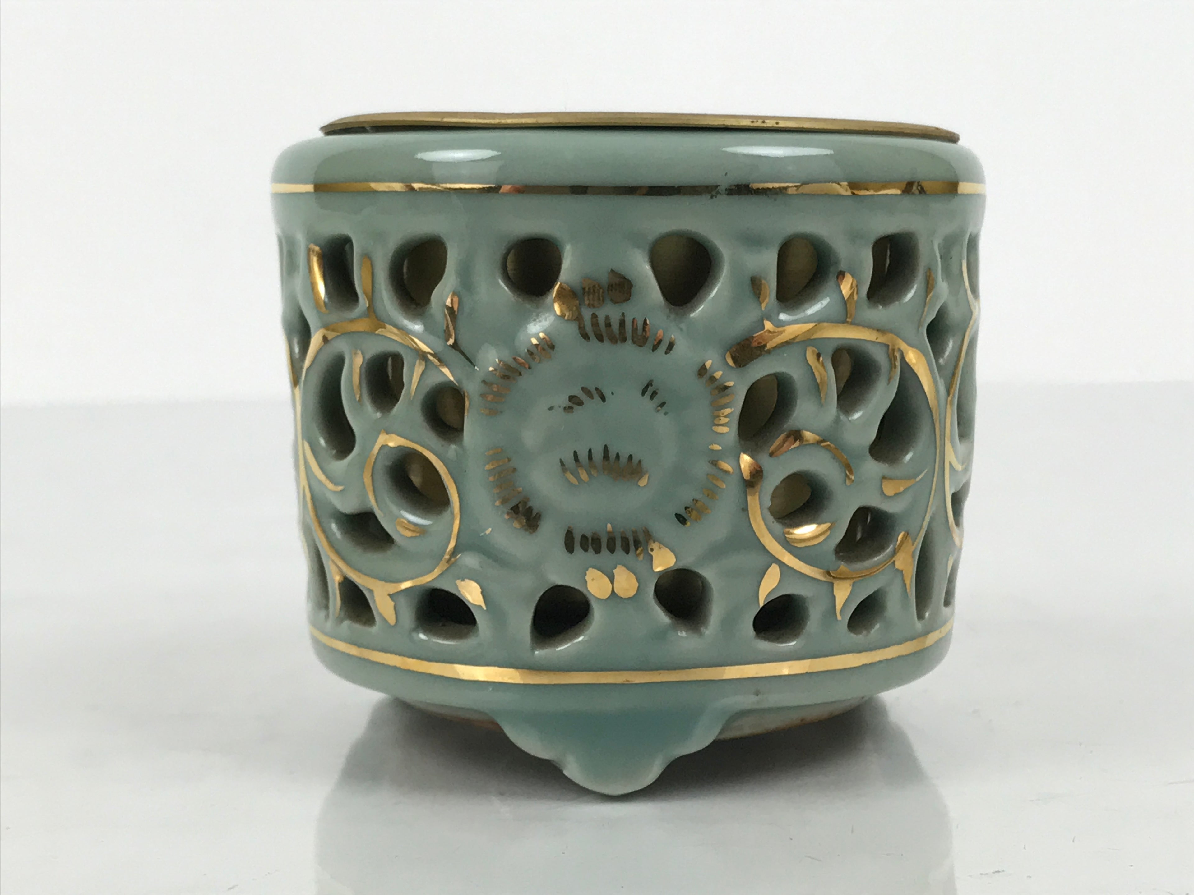 Japanese Buddhist Altar Porcelain Incense Burner Koro Vtg Celadon Blue BA933-OT - Buddhist-chidorivintage.com