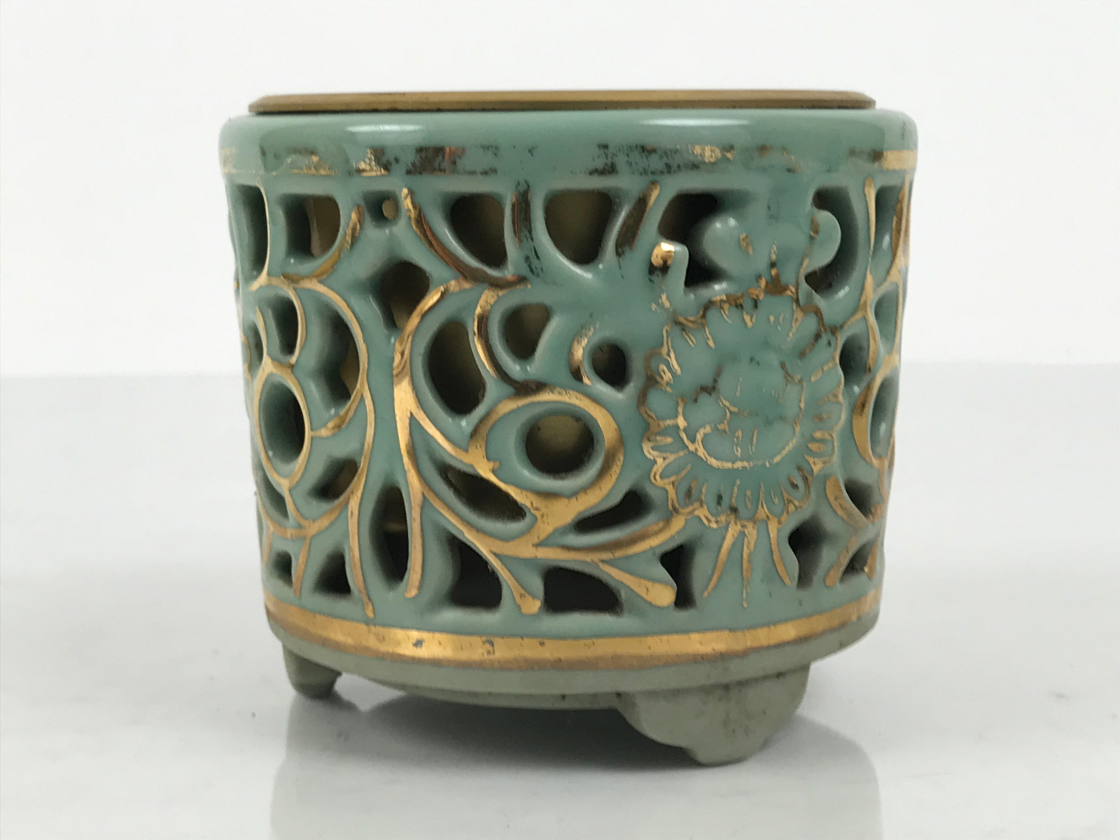 Japanese Buddhist Altar Porcelain Incense Burner Koro Vtg Celadon Blue BA934-OT - Buddhist-chidorivintage.com