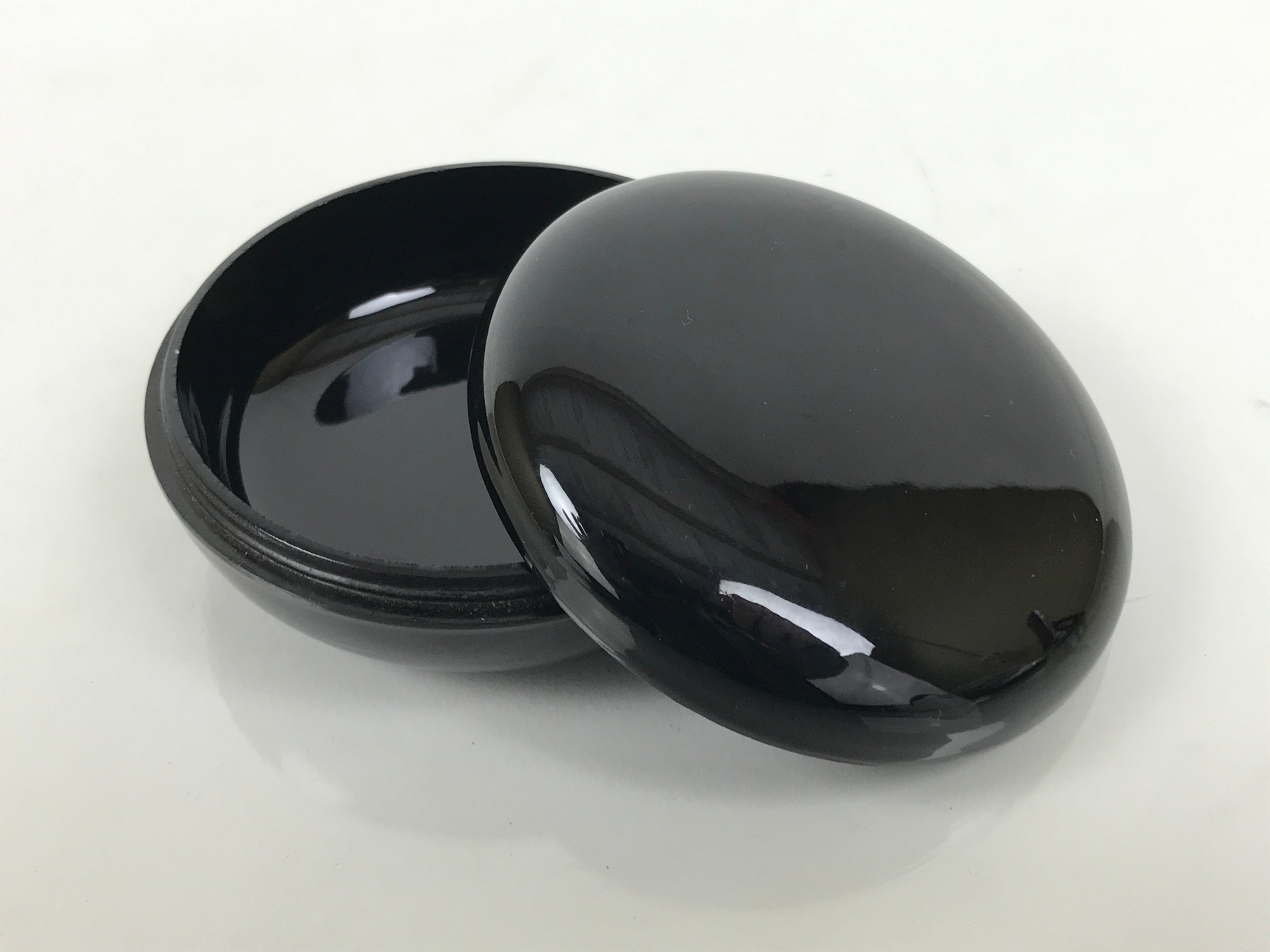 Japanese Buddhist Altar Fitting Resin Incense Container Kogo Simple Black BA939-OT - Buddhist-chidorivintage.com