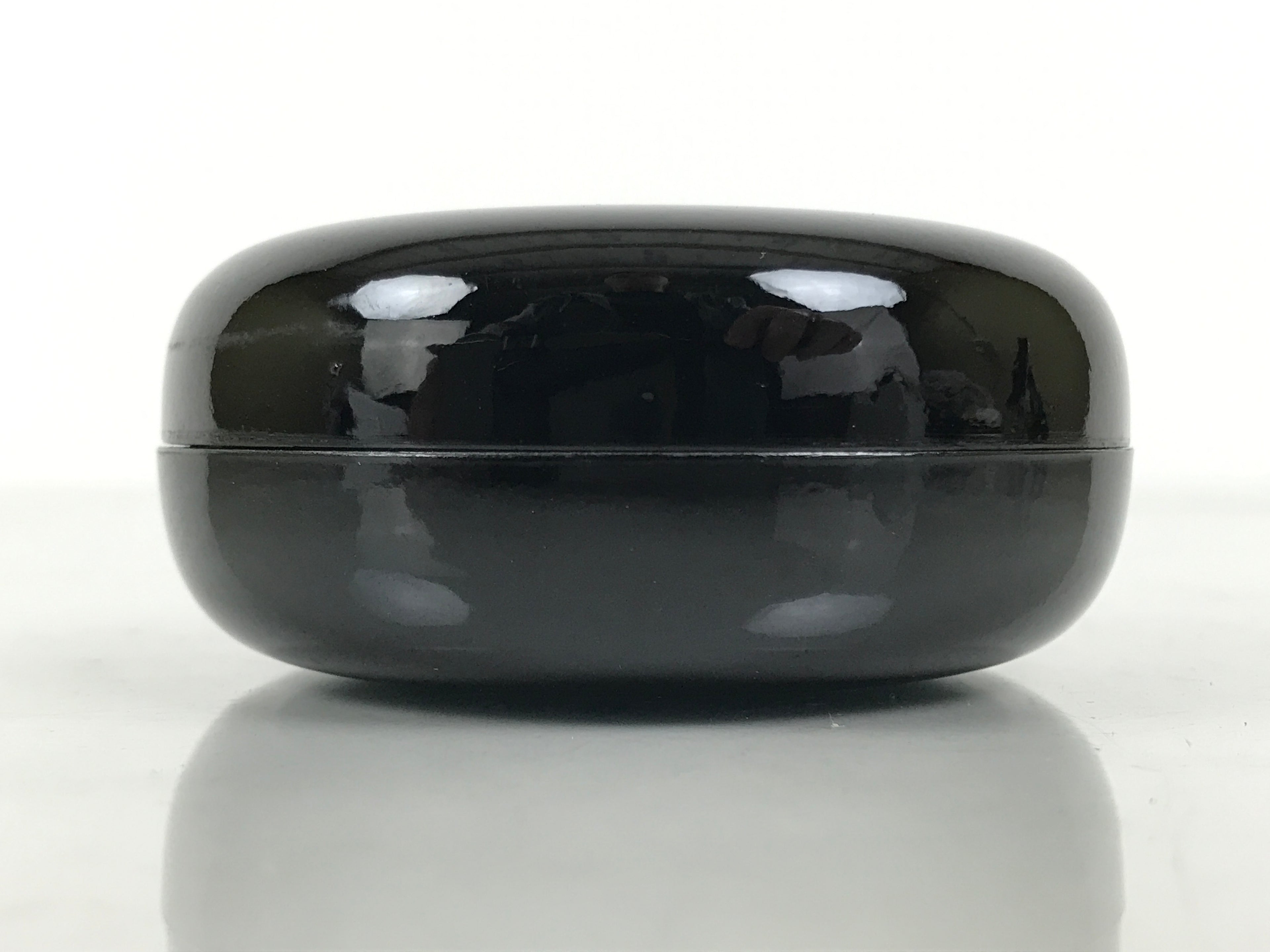 Japanese Buddhist Altar Fitting Resin Incense Container Kogo Black Gold BA940-OT - Buddhist-chidorivintage.com