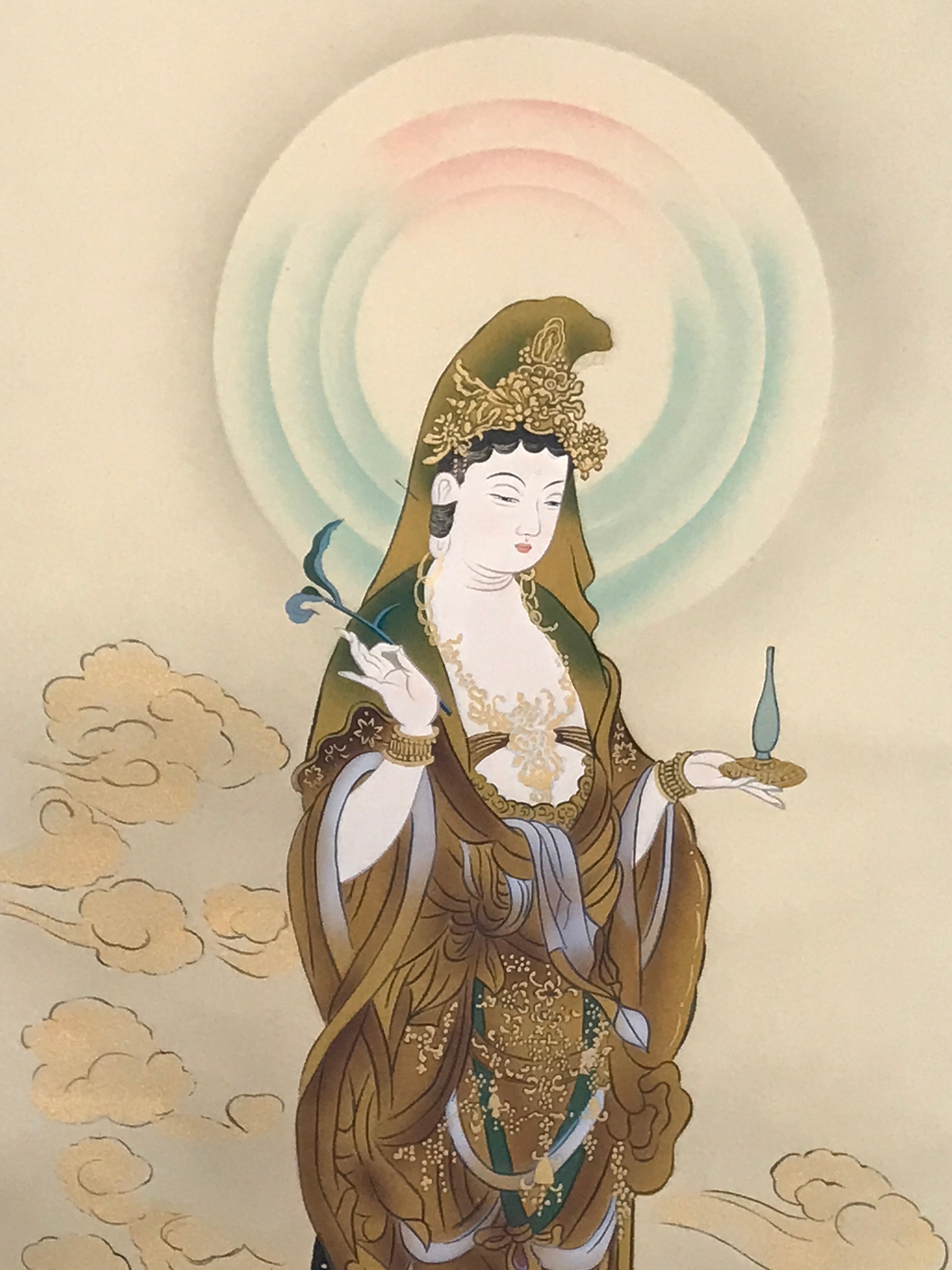Japanese Hanging Scroll Kakejiku Vtg Kannon Above Clouds Buddhist Portrait KJ203-AD - Scroll-chidorivintage.com