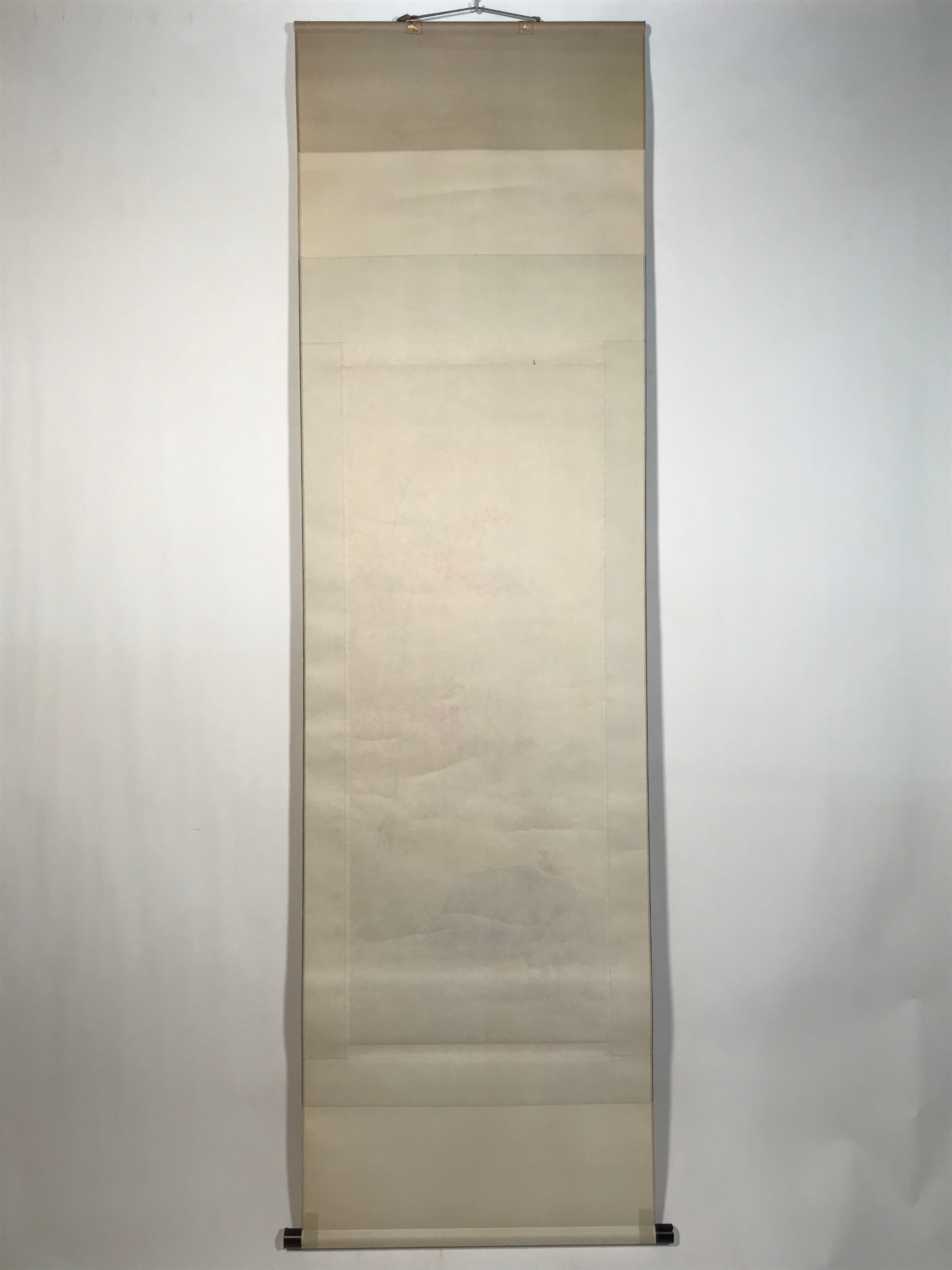 Japanese Hanging Scroll Kakejiku Vtg Nandina Plant Sparrow Birds Winter KJ210-AD - Scroll-chidorivintage.com