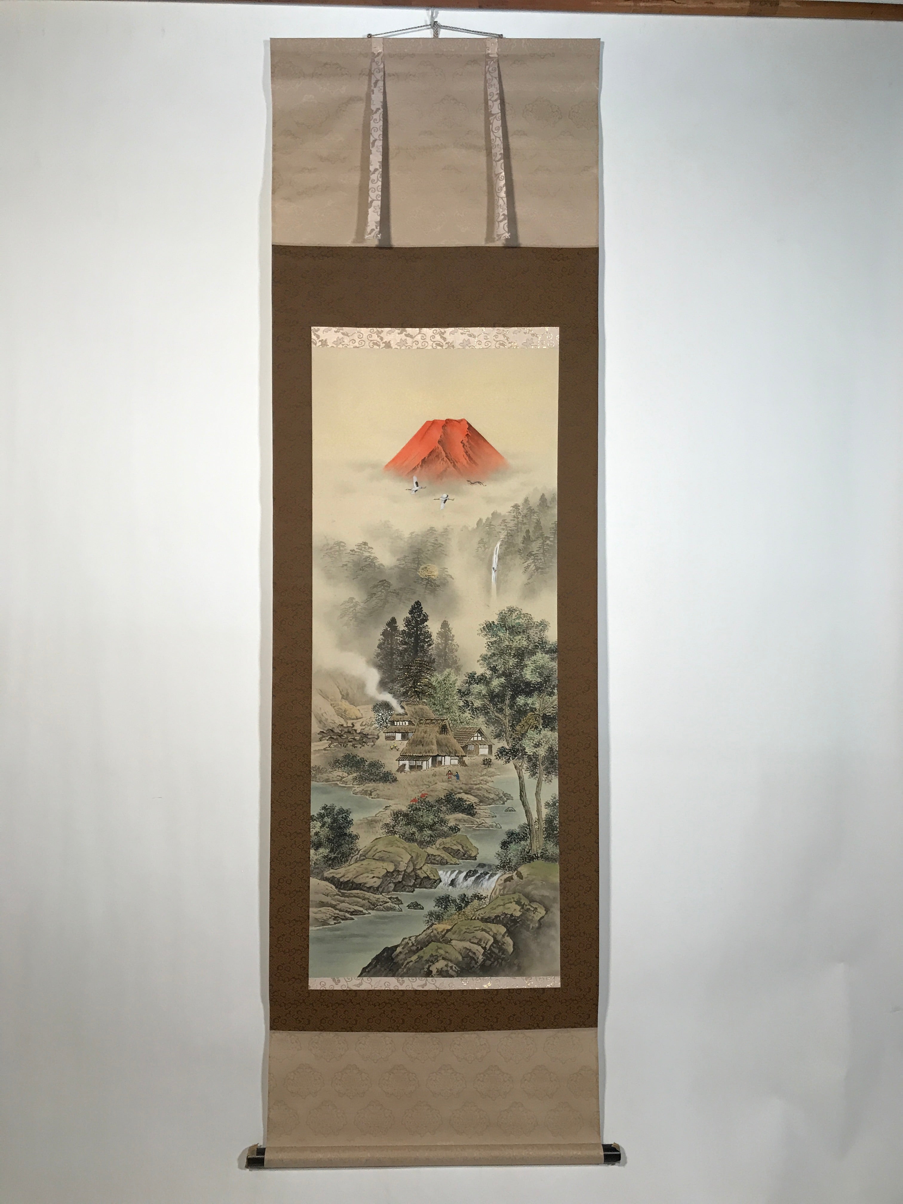 Japanese Hanging Scroll Kakejiku Vtg Red Mt Fuji Akafuji Village Color KJ213-AD - Scroll-chidorivintage.com