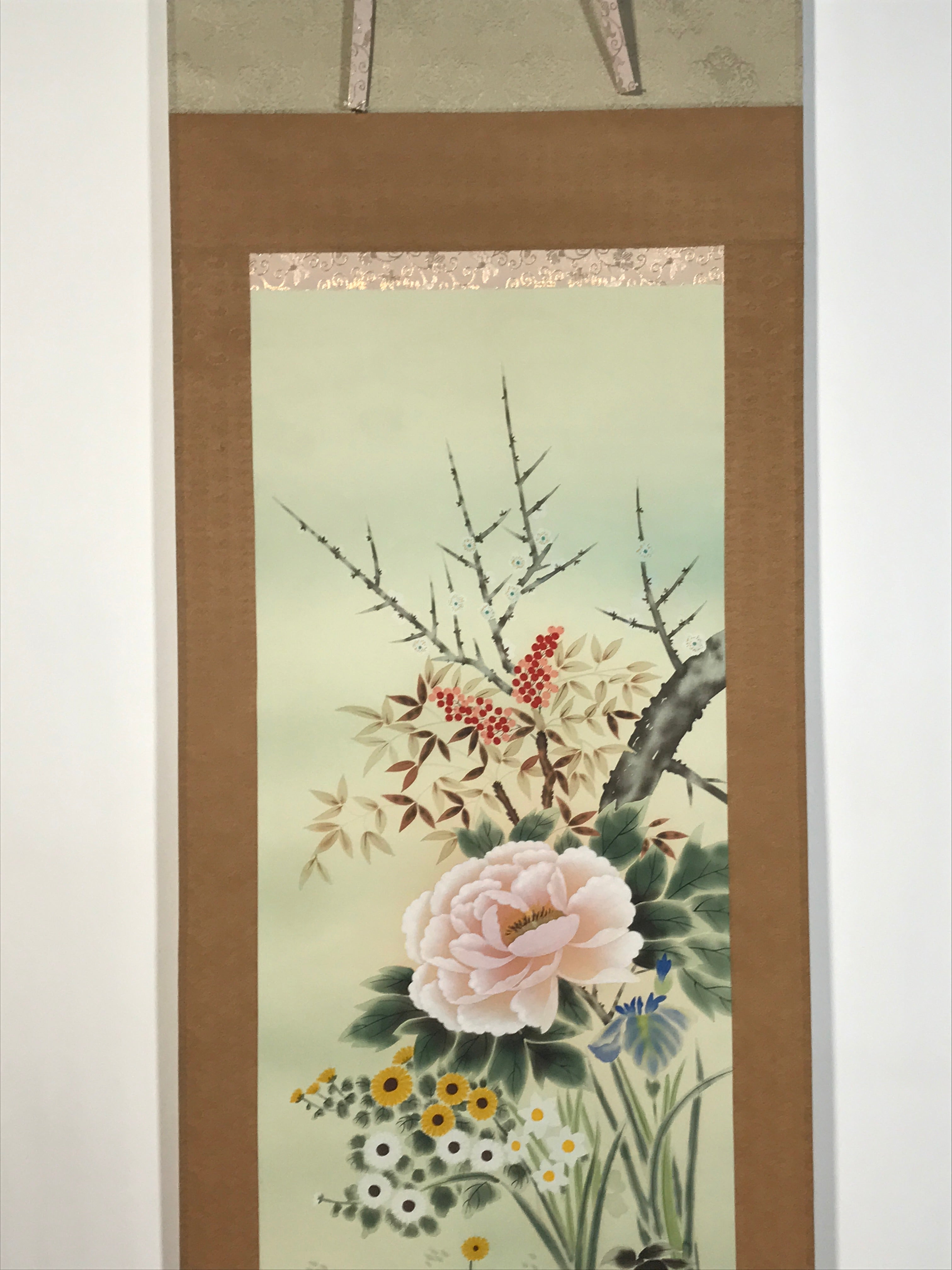 Japanese Hanging Scroll Kakejiku Vtg 4 Seasons Flowers Peony Iris Color KJ215-AD - Scroll-chidorivintage.com