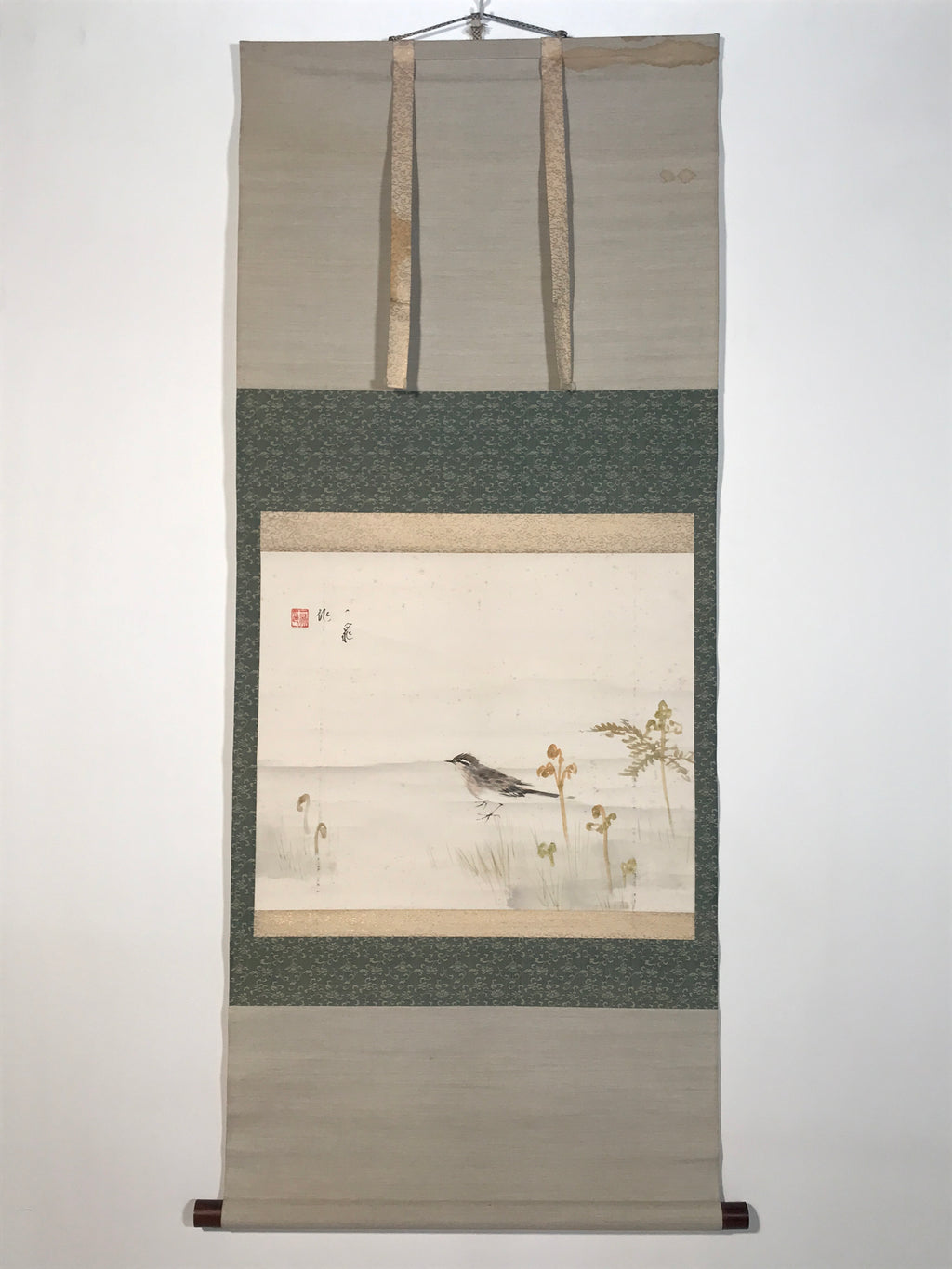 Japanese Hanging Scroll Kakejiku Vtg Bird Wagtail Plants Fern Color Green KJ245-AD - Scroll-chidorivintage.com
