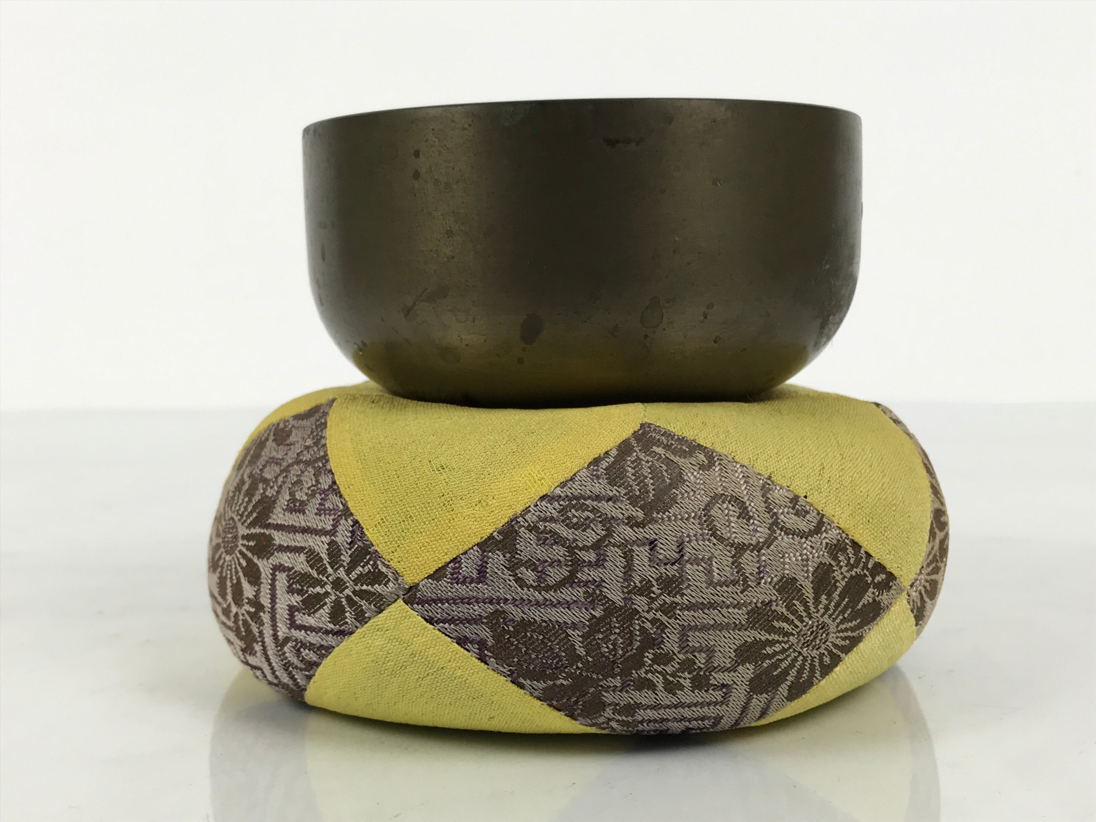 Japanese Buddhist Altar Fitting Bronze Orin Bell Vtg Singing Bowl Pillow BA982-OT - Buddhist-chidorivintage.com