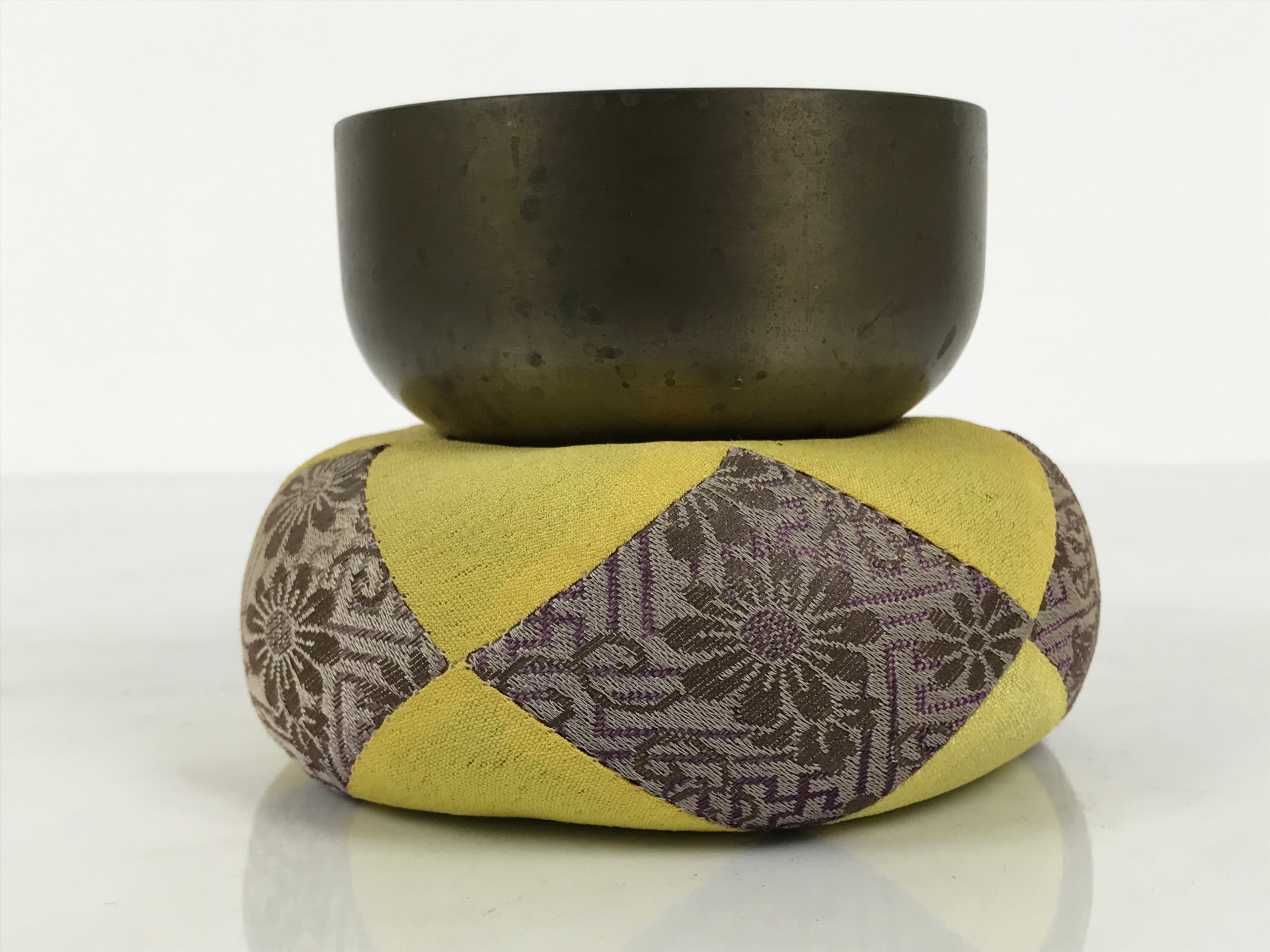 Japanese Buddhist Altar Fitting Bronze Orin Bell Vtg Singing Bowl Pillow BA982-OT - Buddhist-chidorivintage.com