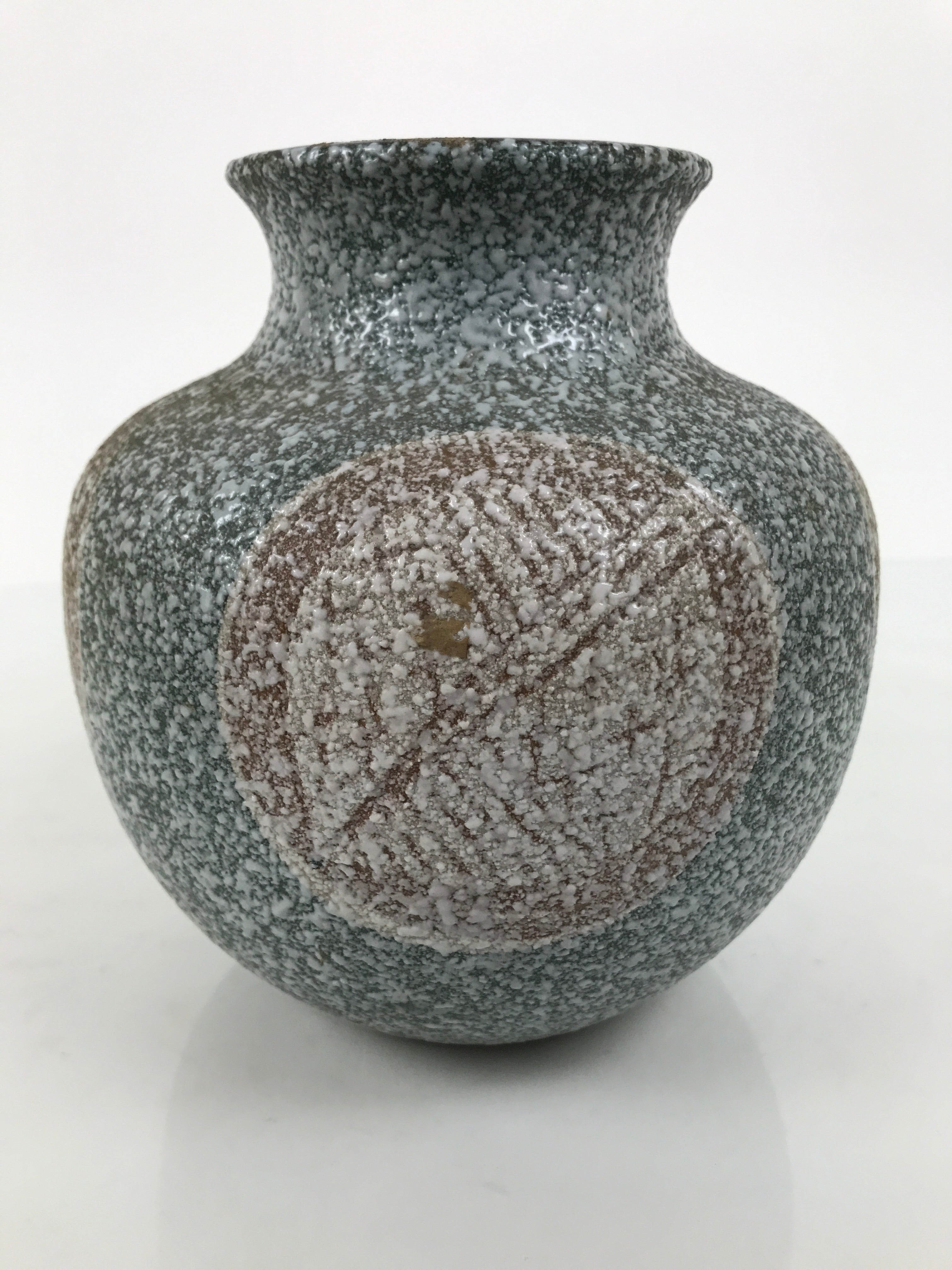 Japanese Ceramic Flower Vase Vtg Ikebana Kabin Round Green Brown White FK251-KT - Vase-chidorivintage.com