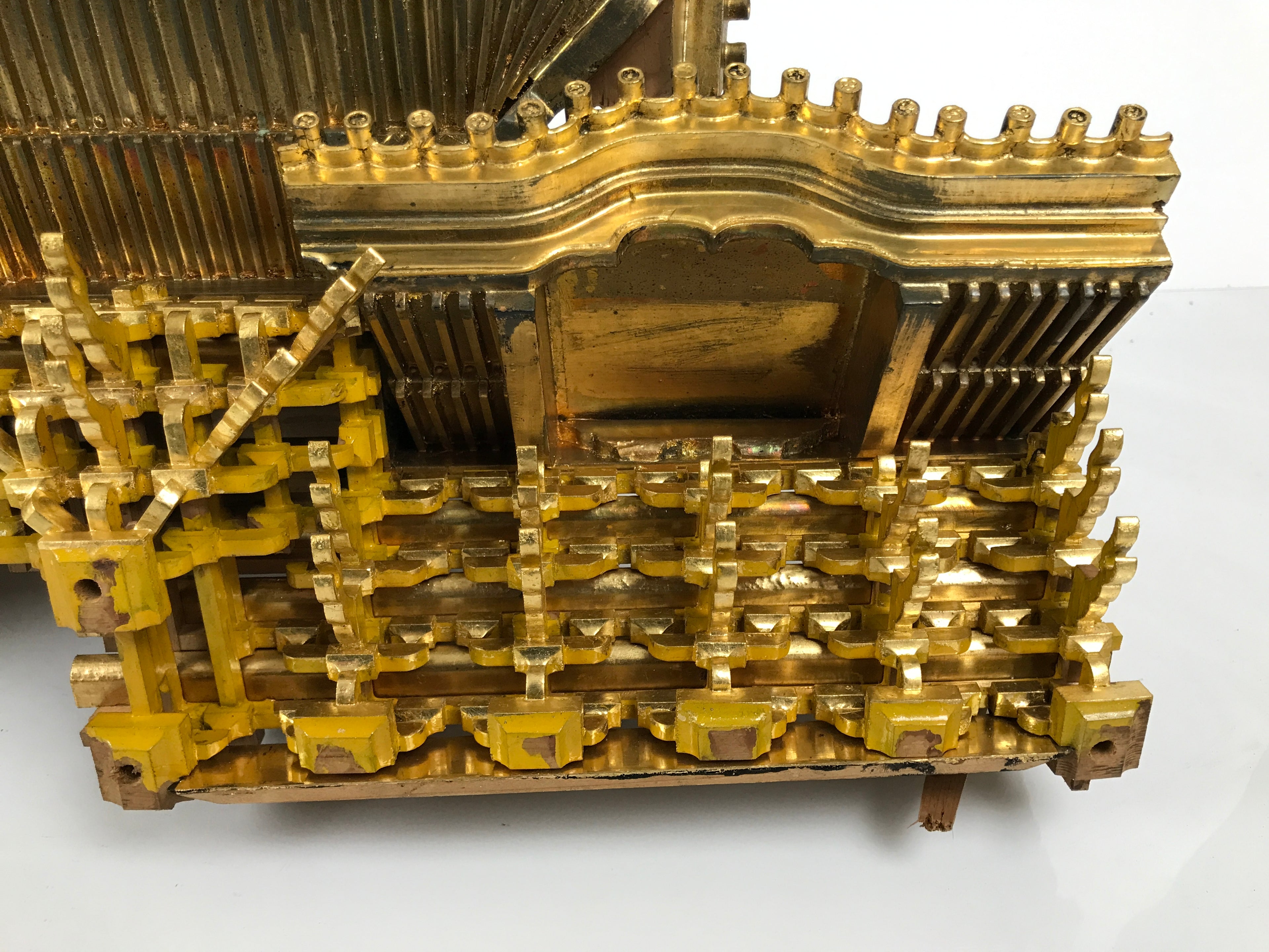 Japanese Buddhist Altar Wood Lacquer Temple Roof Butsudan Part Carved Gold BP46-OT - Buddhist-chidorivintage.com