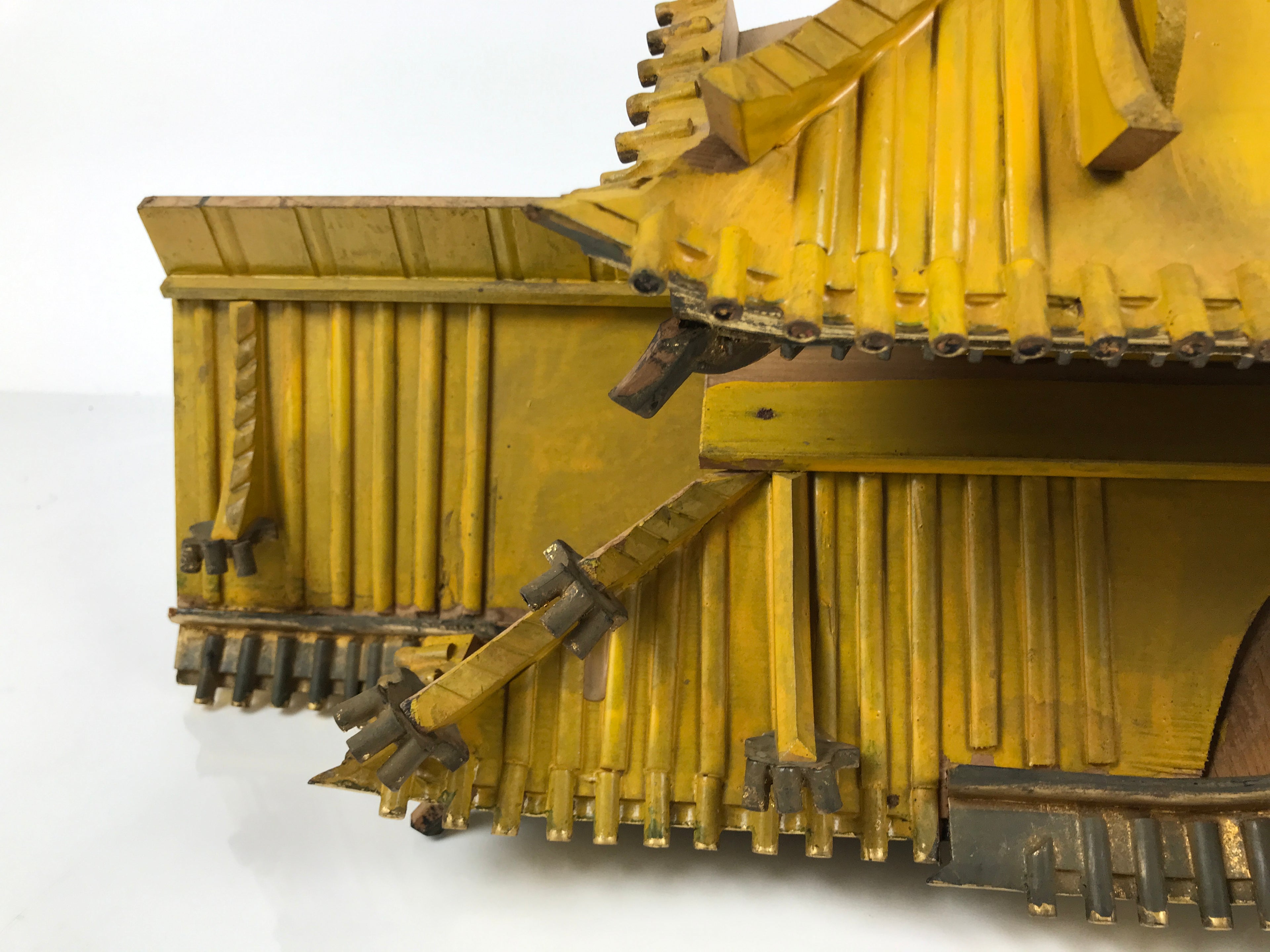 Japanese Buddhist Altar Wood Lacquer Temple Roof Butsudan Part Carved Gold BP46-OT - Buddhist-chidorivintage.com