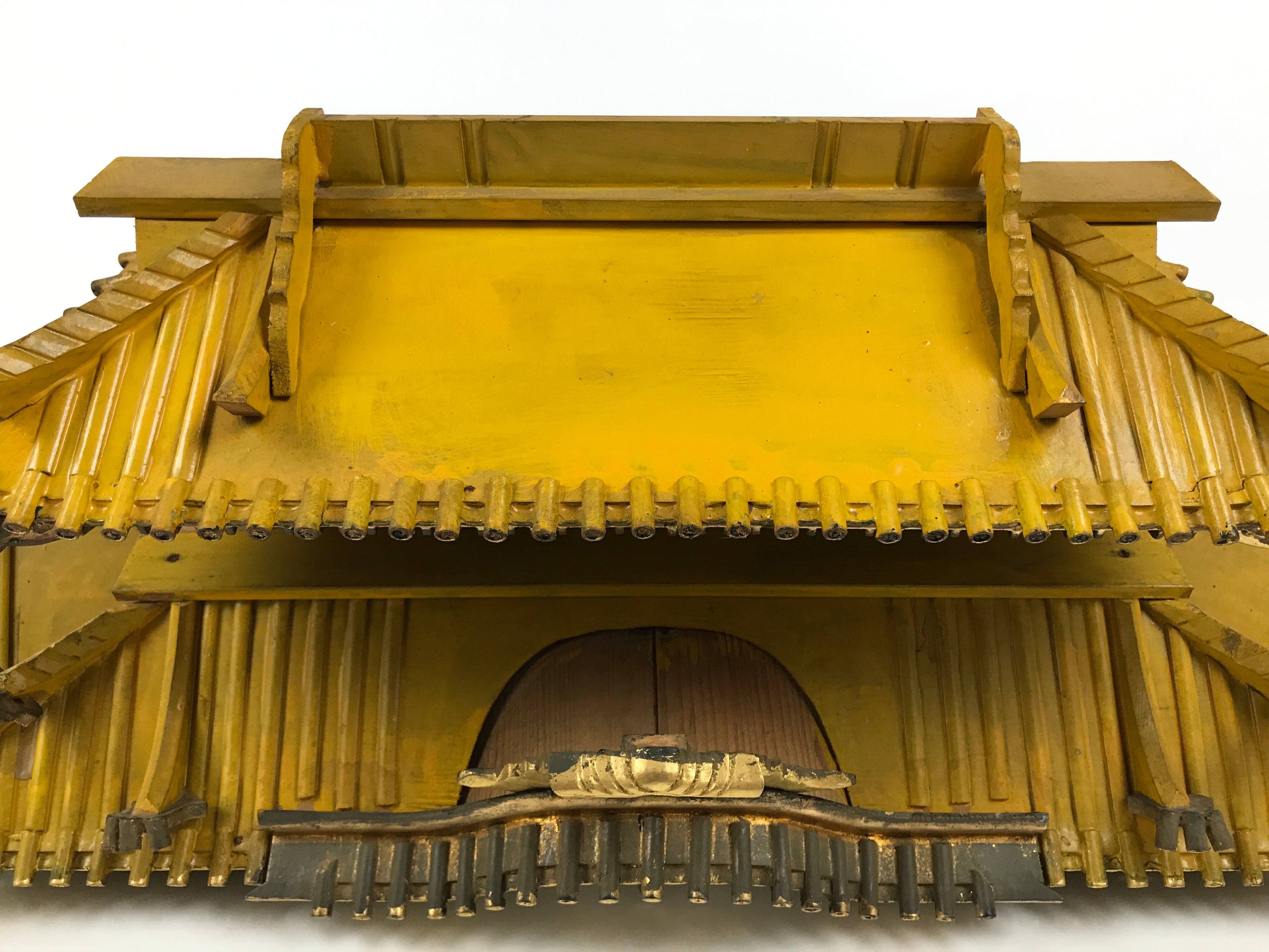 Japanese Buddhist Altar Wood Lacquer Temple Roof Butsudan Part Carved Gold BP46-OT - Buddhist-chidorivintage.com