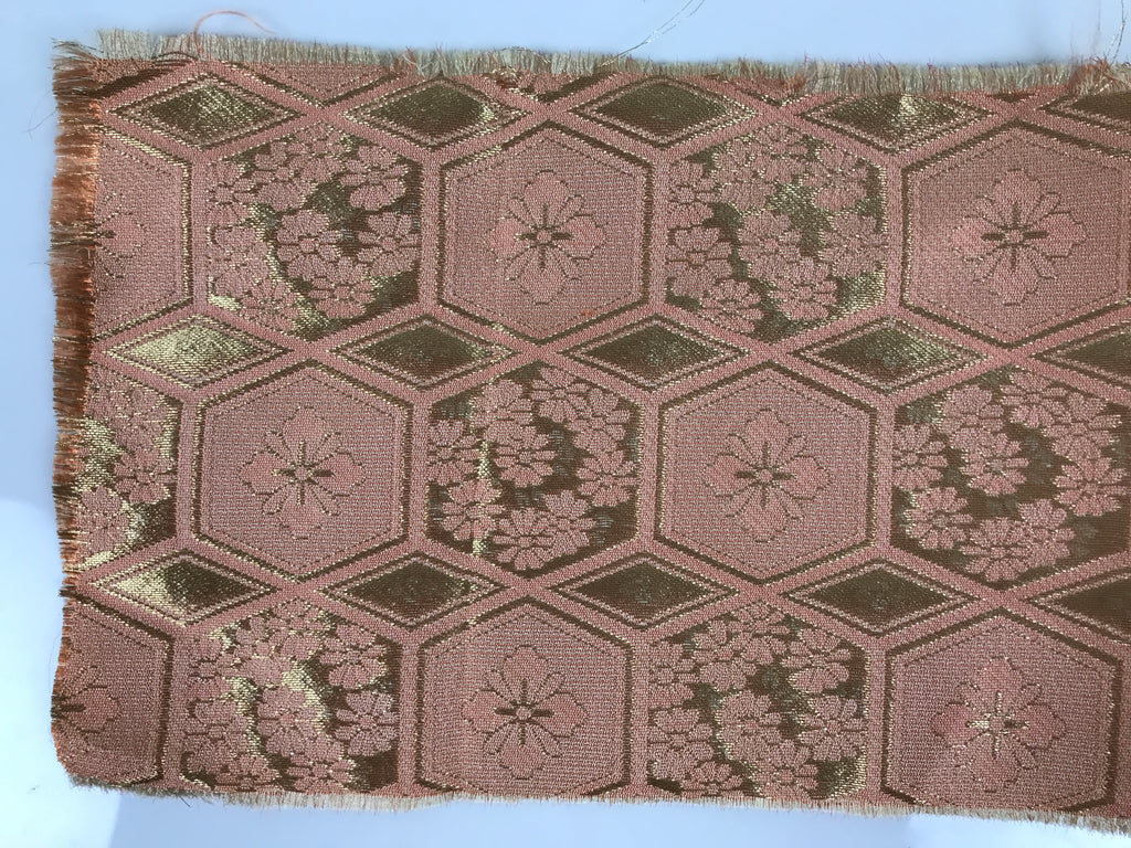 Japanese Buddhist Altar Table Silk Cloth Cover Vtg Kyozukue Peach Gold BA985-OT - Buddhist-chidorivintage.com