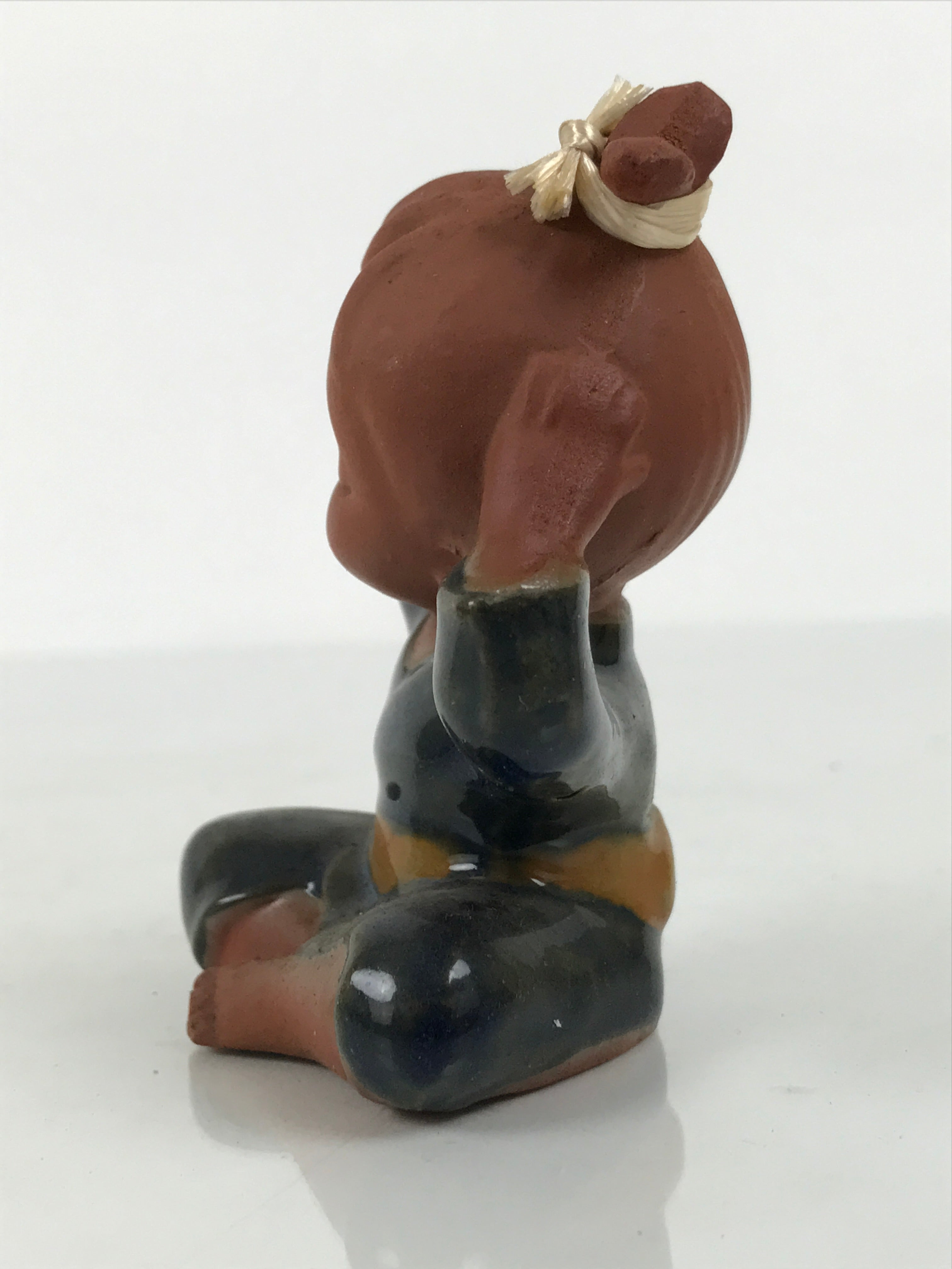 Japanese Seto Ceramic Young Girl Figurine Vtg Child Blue Kimono Red Clay ST99-AD - Figurine-chidorivintage.com