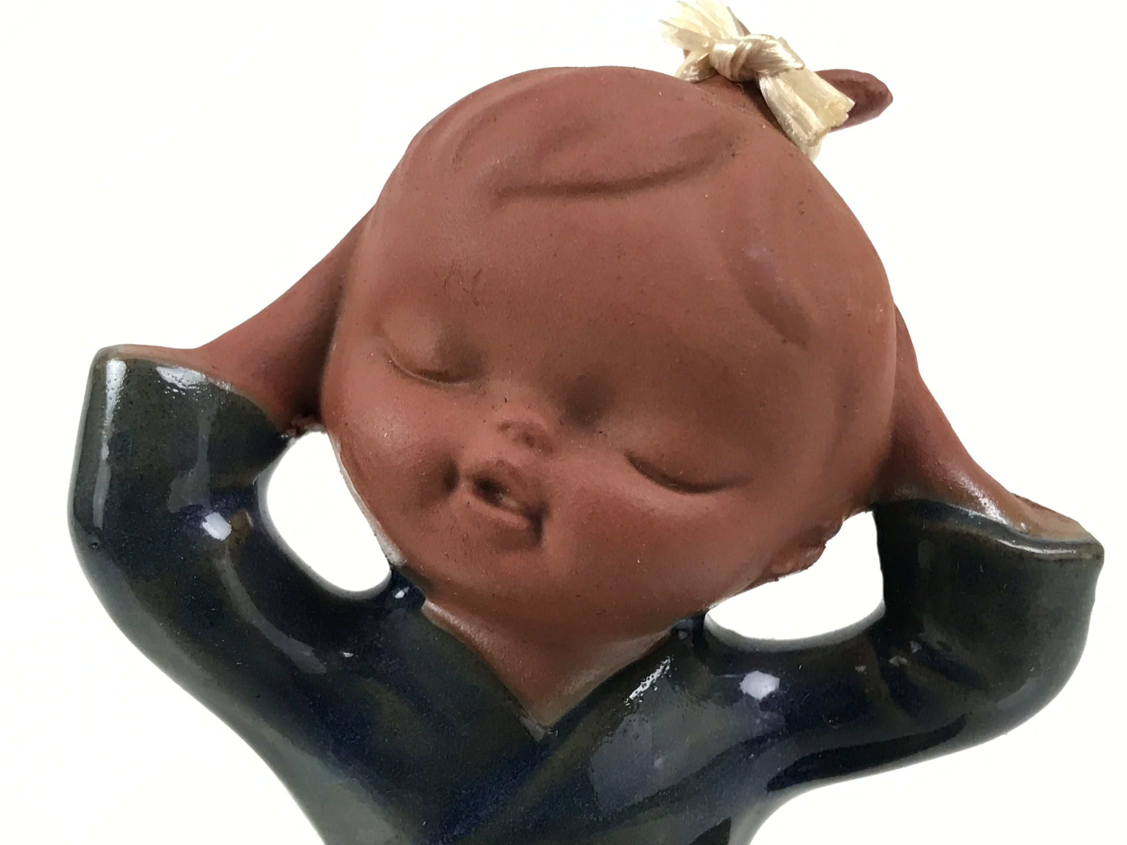 Japanese Seto Ceramic Young Girl Figurine Vtg Child Blue Kimono Red Clay ST99-AD - Figurine-chidorivintage.com