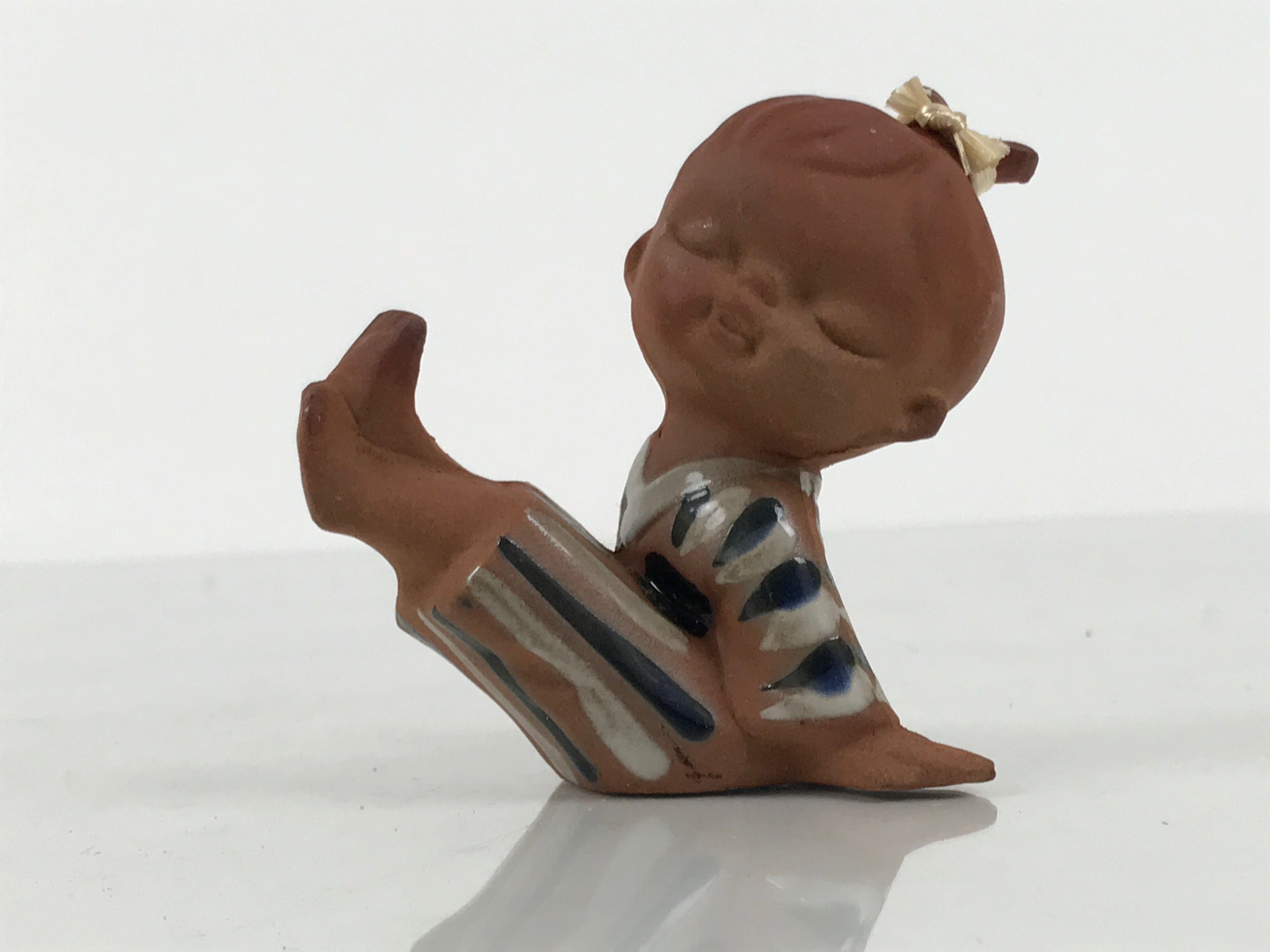 Japanese Seto Ceramic Young Girl Figurine Vtg Child Stripe Kimono Red Clay ST100-AD - Figurine-chidorivintage.com