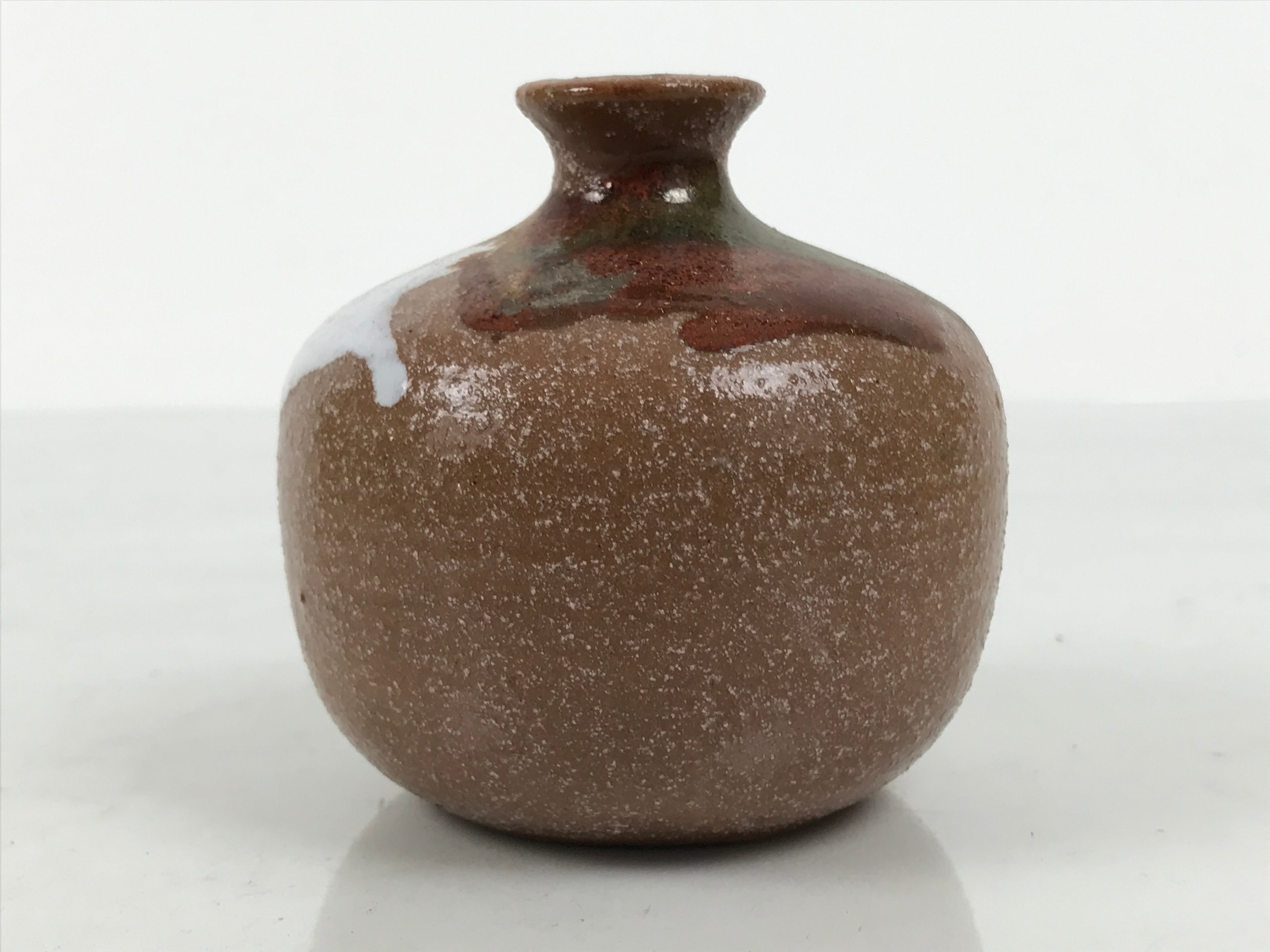 Japanese Ceramic Single Flower Vase Small Kabin Round Brown White Blue MFV105-KT - Vase-chidorivintage.com