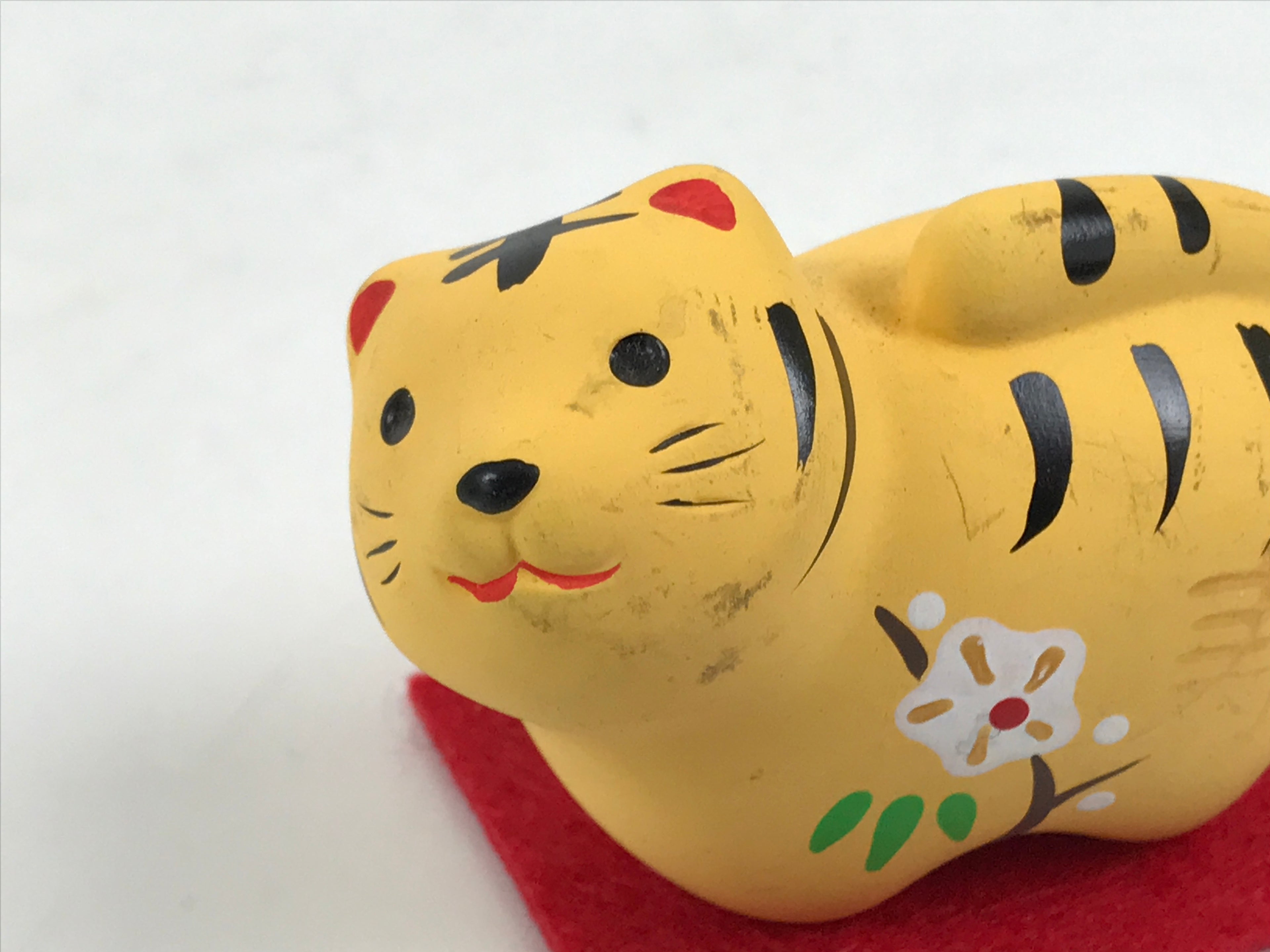 Japanese Clay Figurine Zodiac Tiger Vtg Lucky Charm Doll Statue Yellow ST120-AD - Figurine-chidorivintage.com