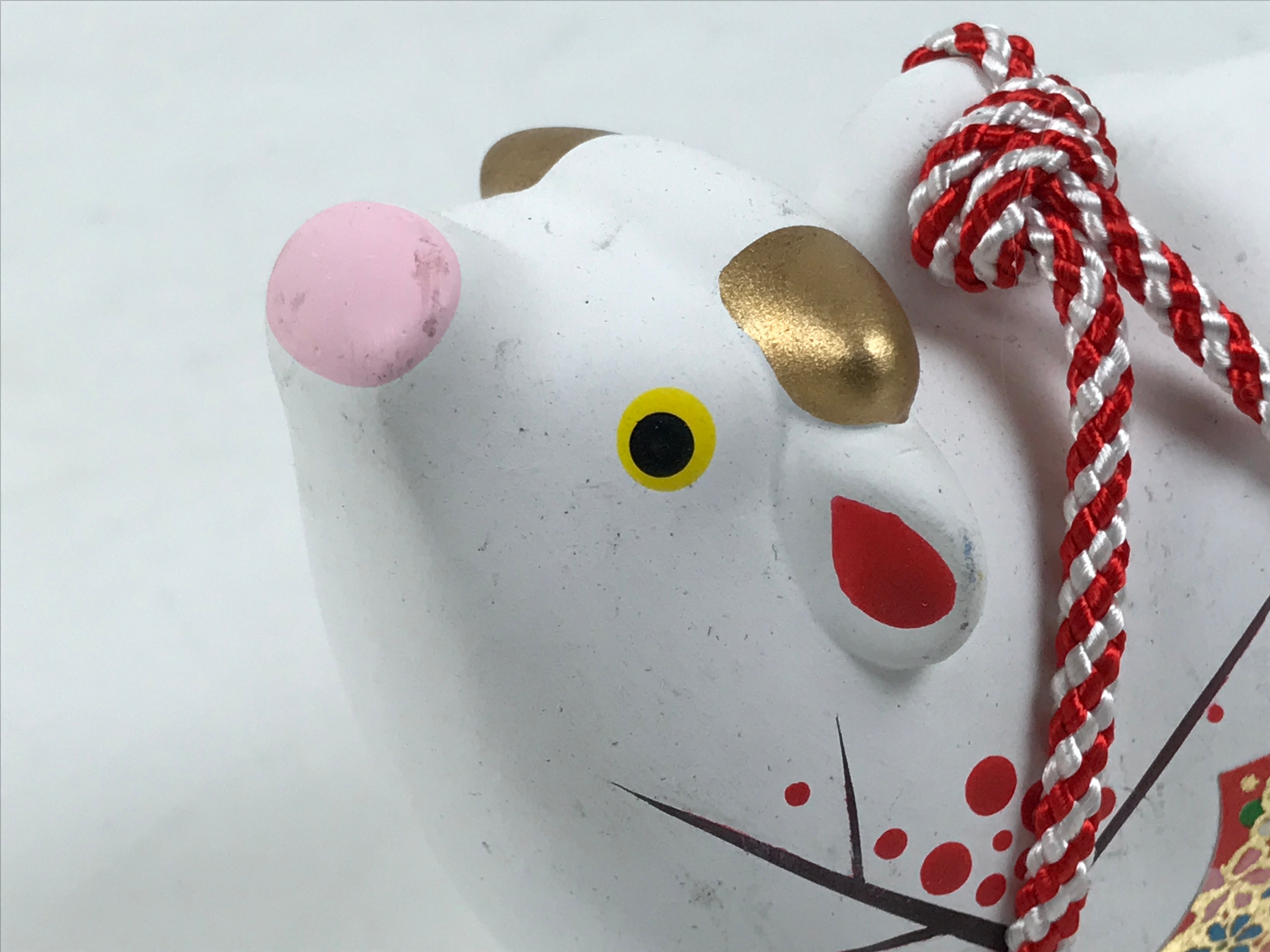 Japanese Clay Bell Dorei Cow Vtg Tsuchi-Suzu Zodiac Animal Ushi White Red DR688-AD - Dorei-chidorivintage.com
