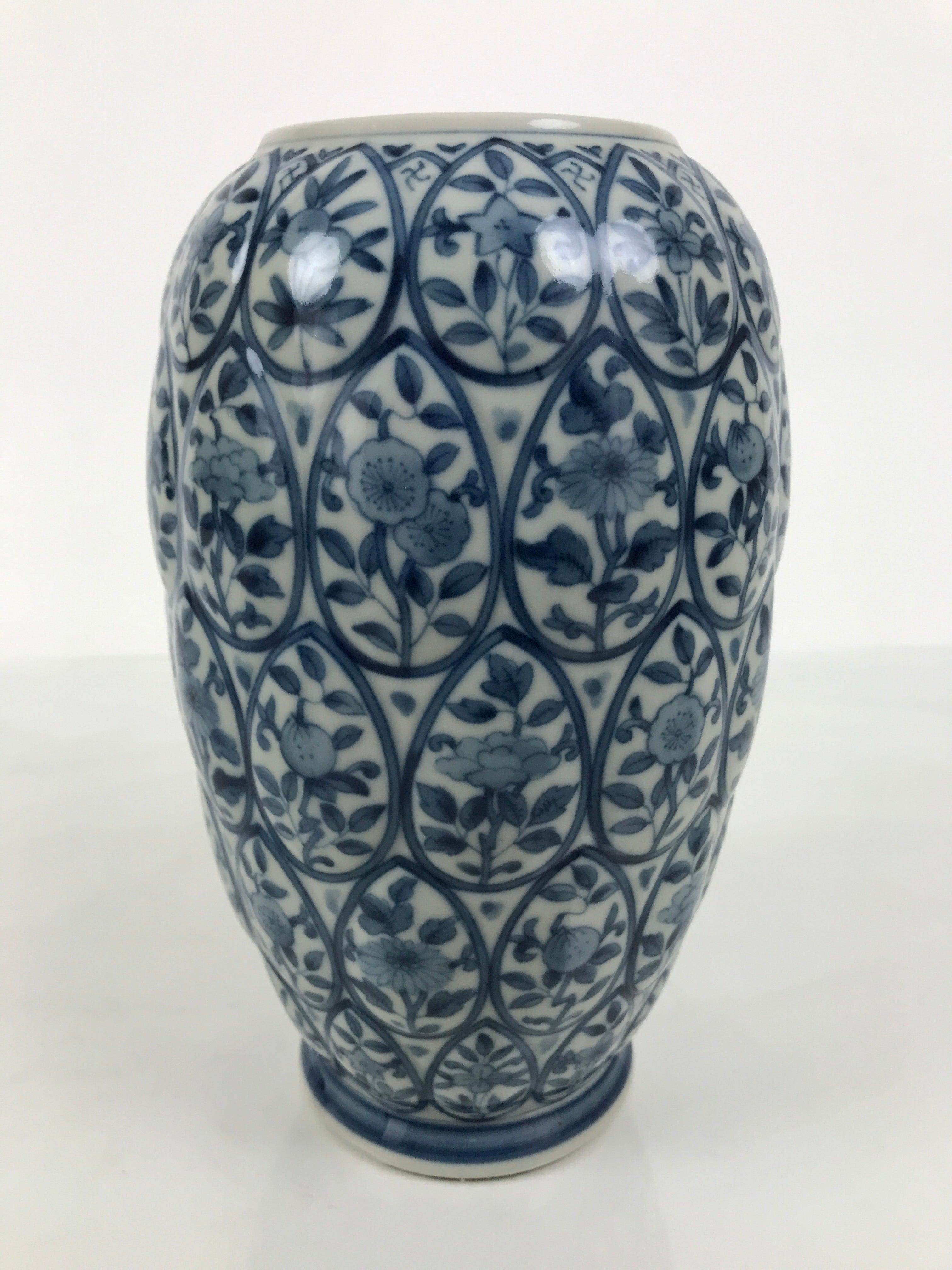 Japanese Porcelain Flower Vase Vtg Ikebana Kabin White Blue Floral Tall FK258-KT - Vase-chidorivintage.com