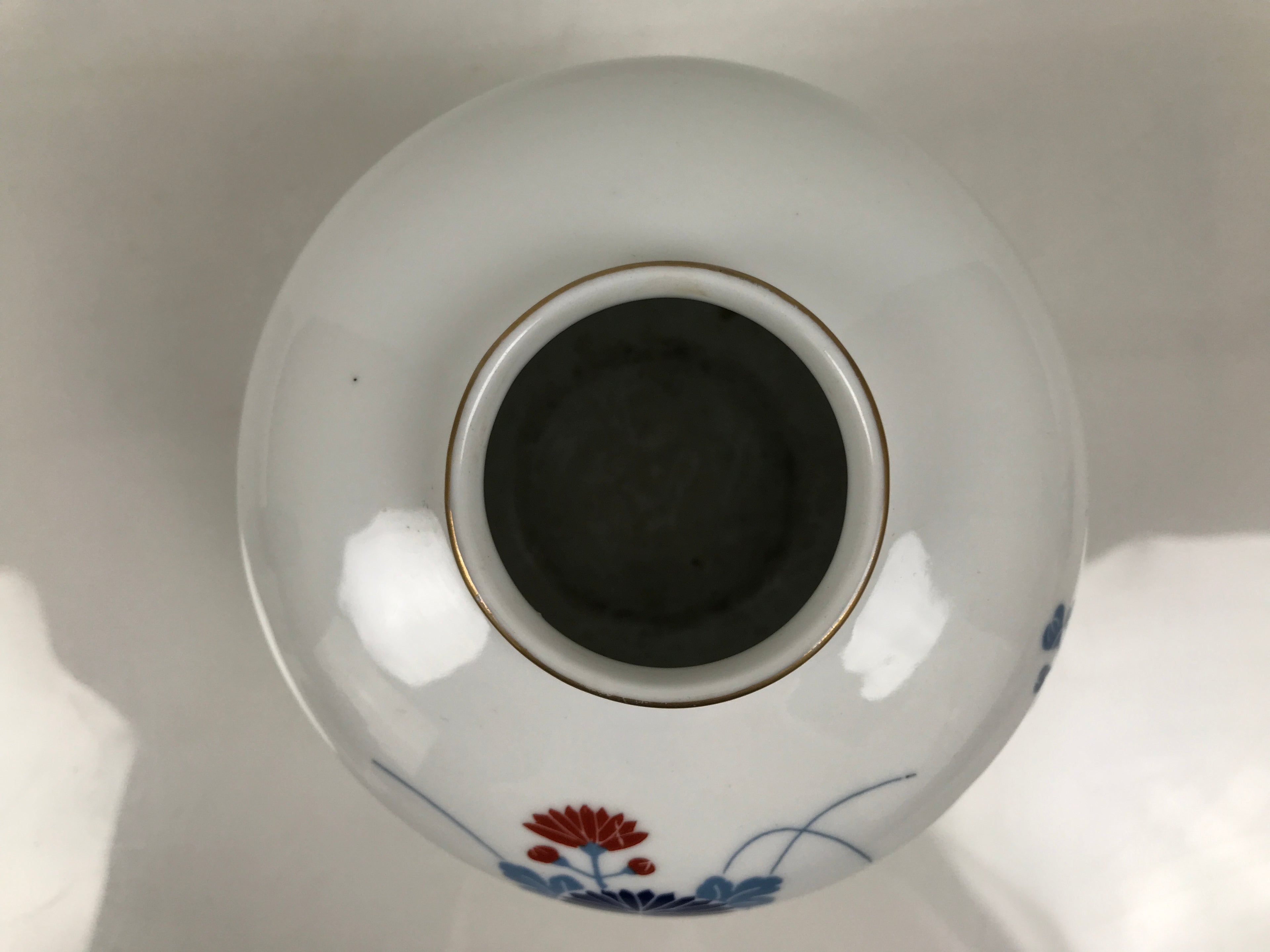 Japanese Porcelain Flower Vase Vtg Ikebana Kabin Floral White Blue Red FK264-KT - Vase-chidorivintage.com