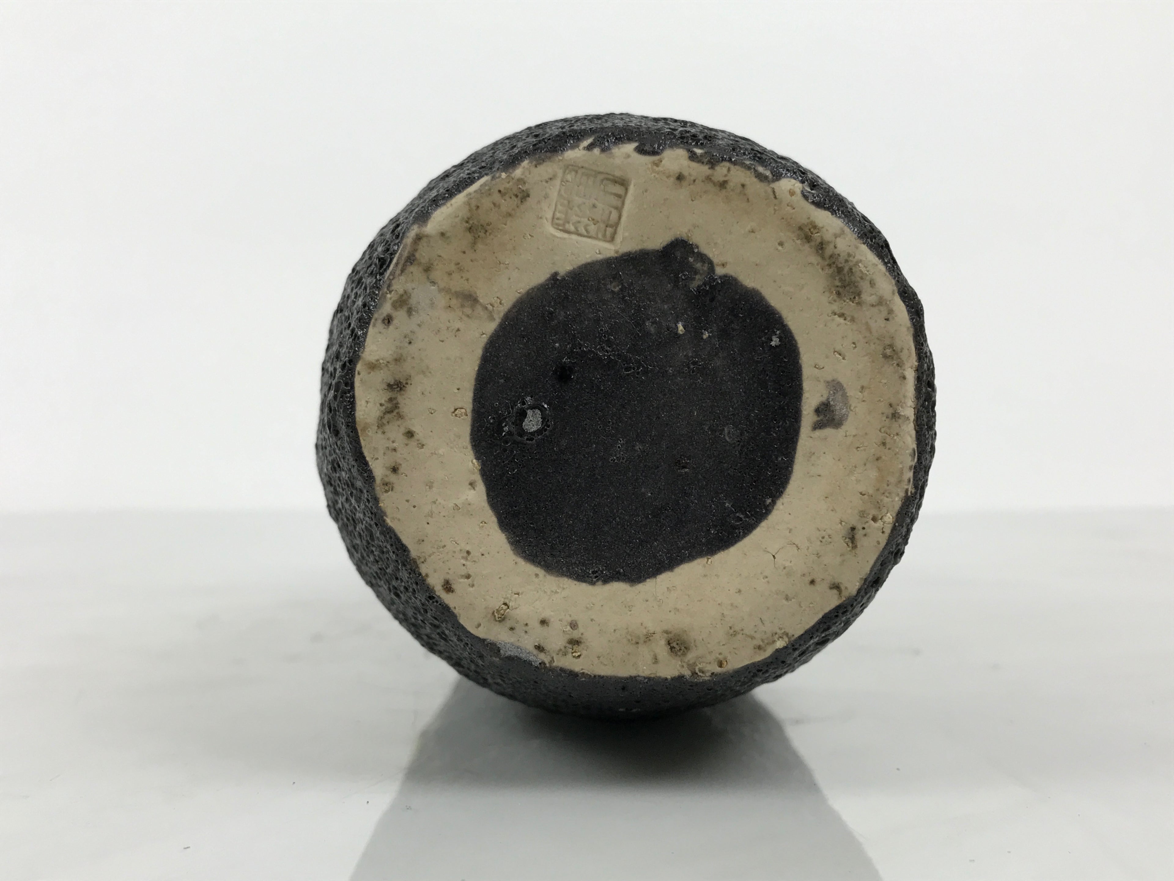 Japanese Ceramic Flower Vase Vtg Ikebana Kabin Lava Black Tall Plum Ume FK265-KT - Vase-chidorivintage.com