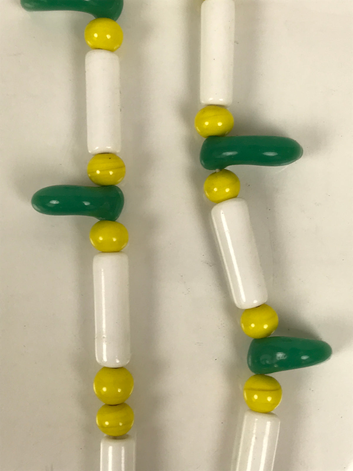 Japanese Glass Beads Necklace Vtg Magatama Trade White Green Yellow JZ191-Other OT - Misc-chidorivintage.com