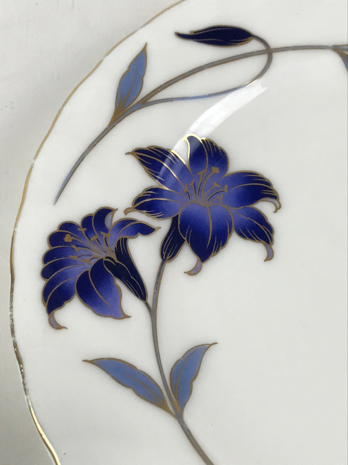 Italian Giovanni Valentino Porcelain Plate Blue Gold Flower Design White PY245