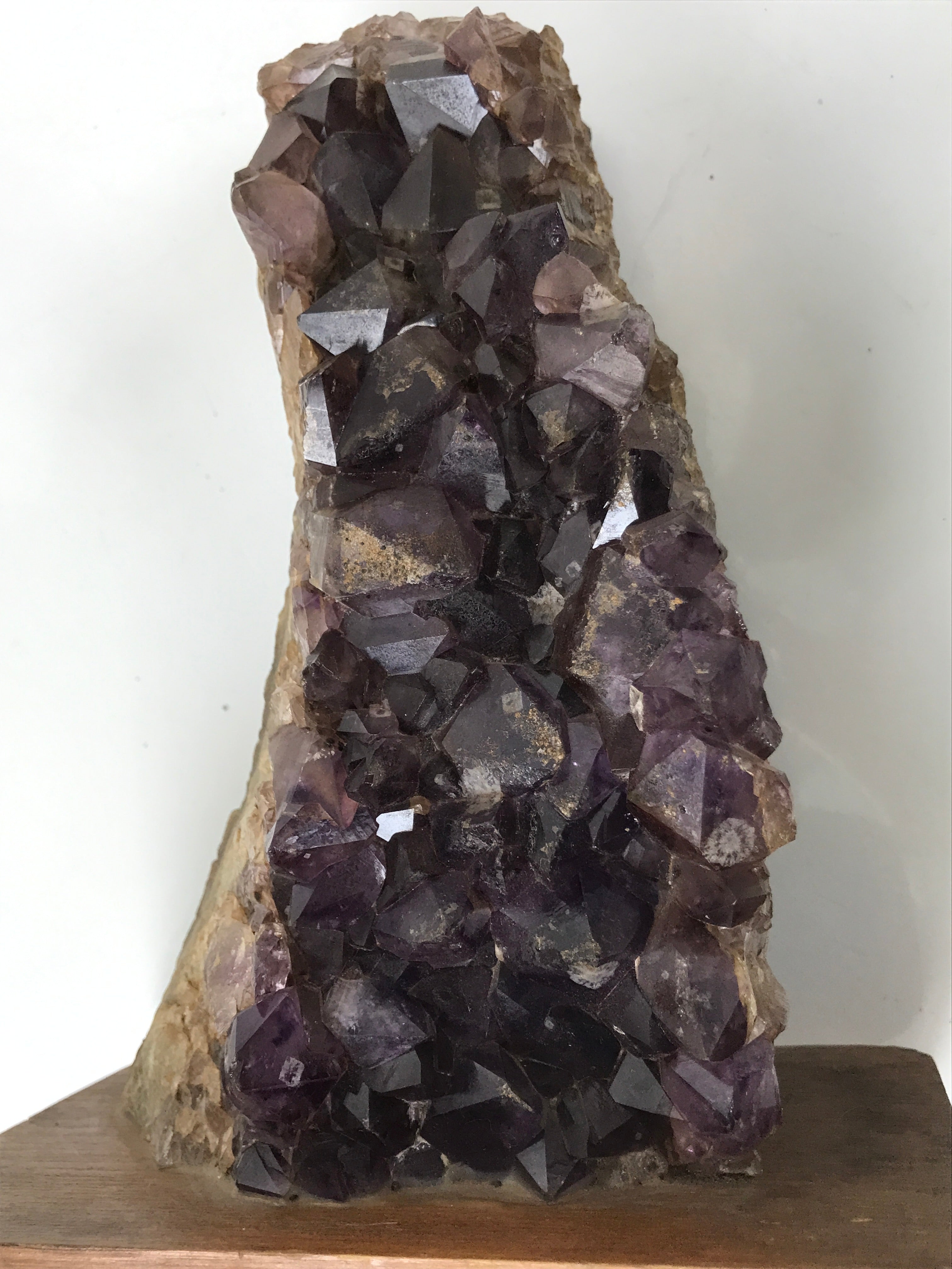 Japanese Amethyst Crystal Geode Viewing Stone Zen Buddhist Suiseki Statue JK850