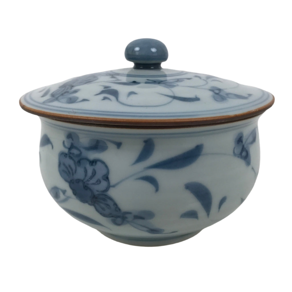 Japanese Arita Porcelain Lidded Teacup Sometsuke Flowers Blue White Yunomi TC602