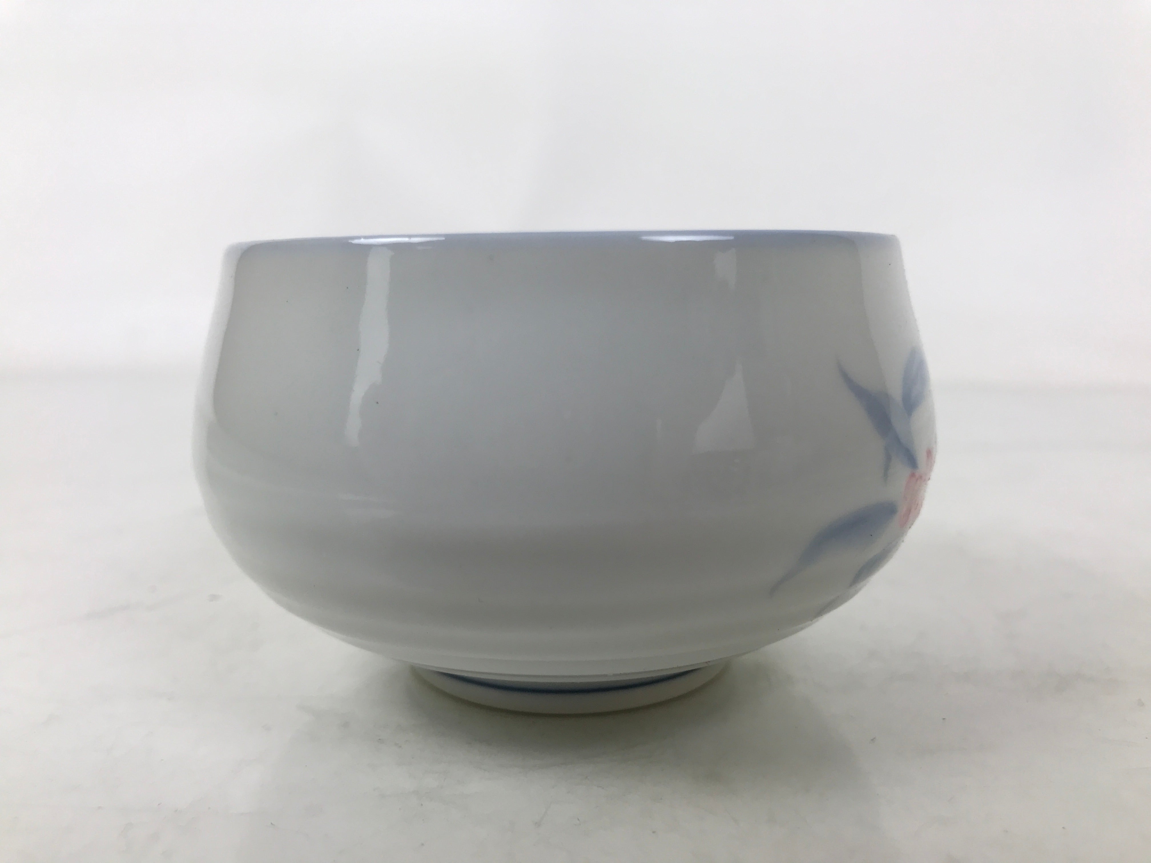 Japanese Arita Porcelain Teacup Vtg Berry Leaves Pink Blue Sencha Yunomi TC580