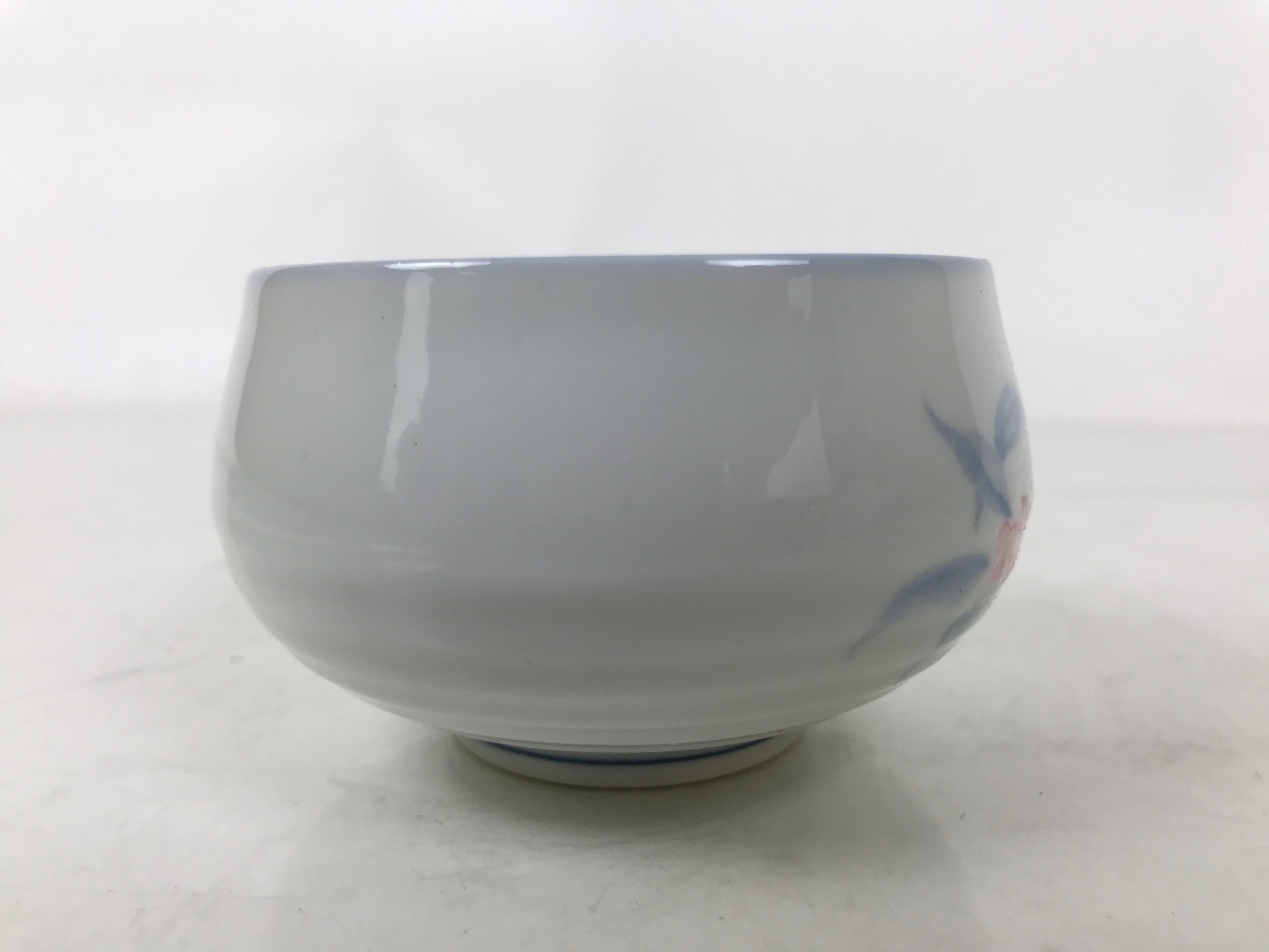 Japanese Arita Porcelain Teacup Vtg Berry Leaves Pink Blue Sencha Yunomi TC580