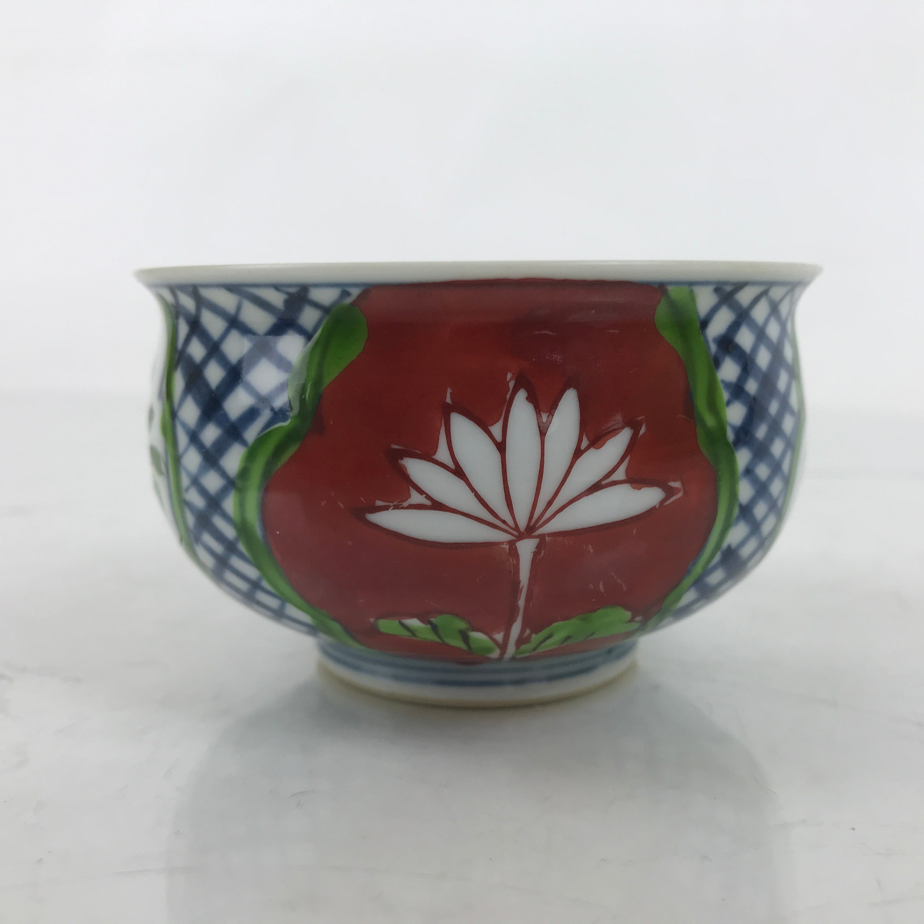 Japanese Arita Porcelain Teacup Vtg Red Blue Lotus Flower Sencha Yunomi TC515