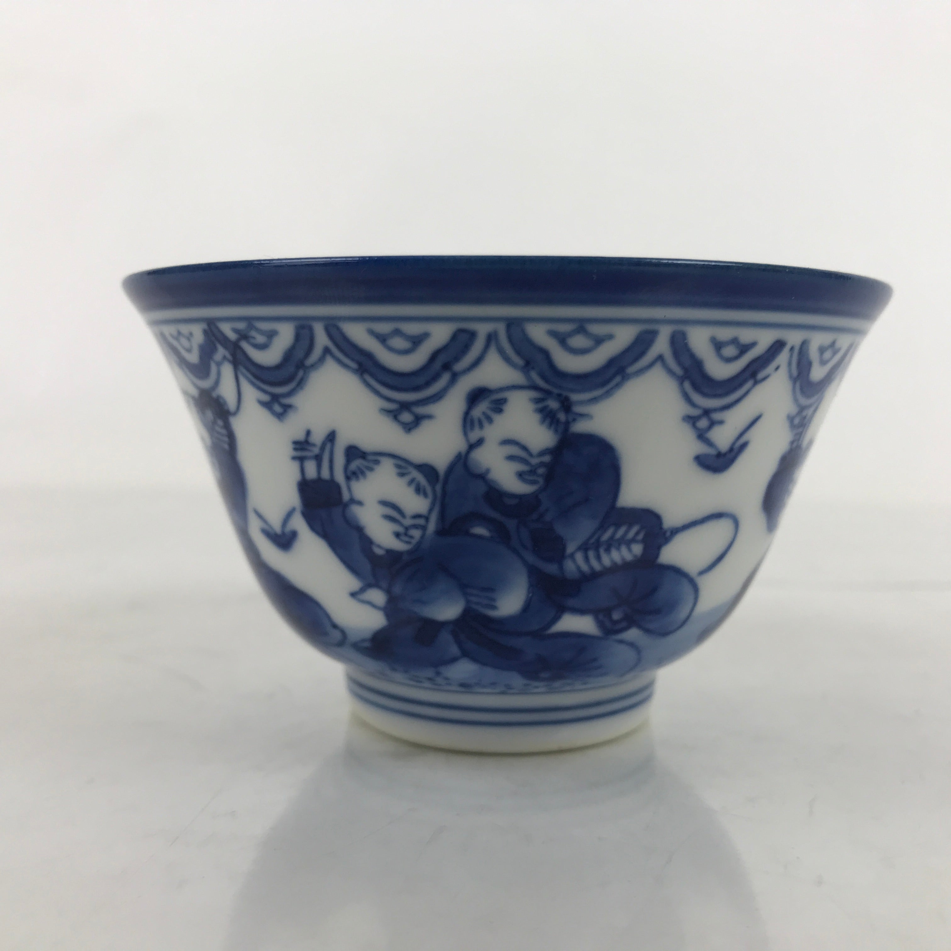 Japanese Arita Sometsuke Porcelain Yunomi Teacup Vtg Karako Children Blue TC521